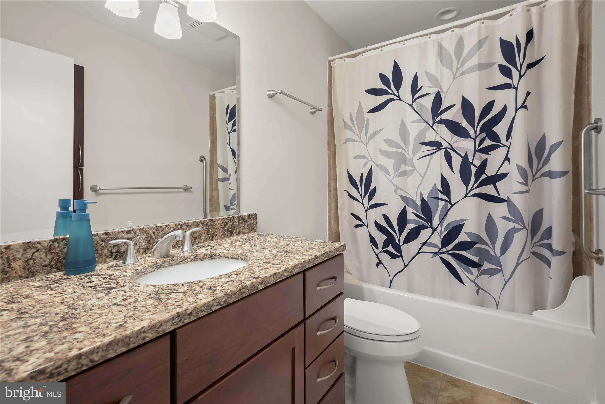 TRIADELPHIA FARMS - Residential