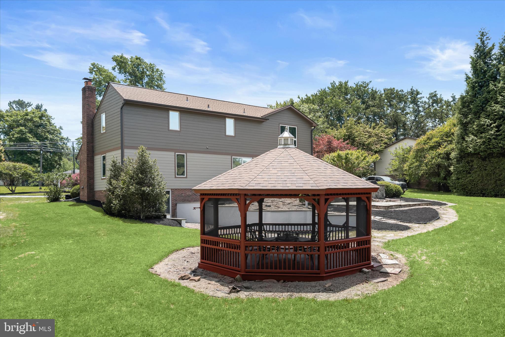 TRIADELPHIA FARMS - Residential
