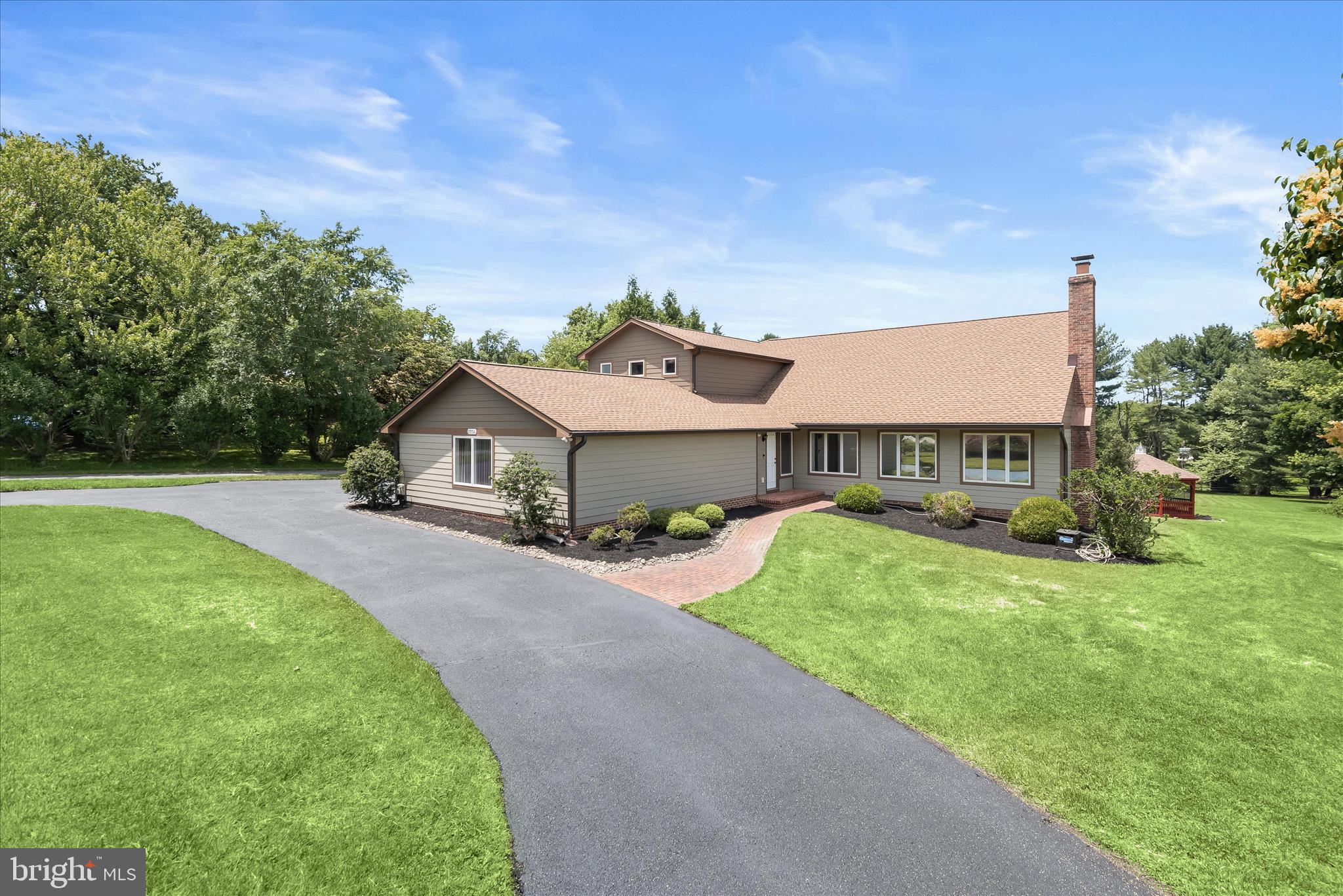 TRIADELPHIA FARMS - Residential
