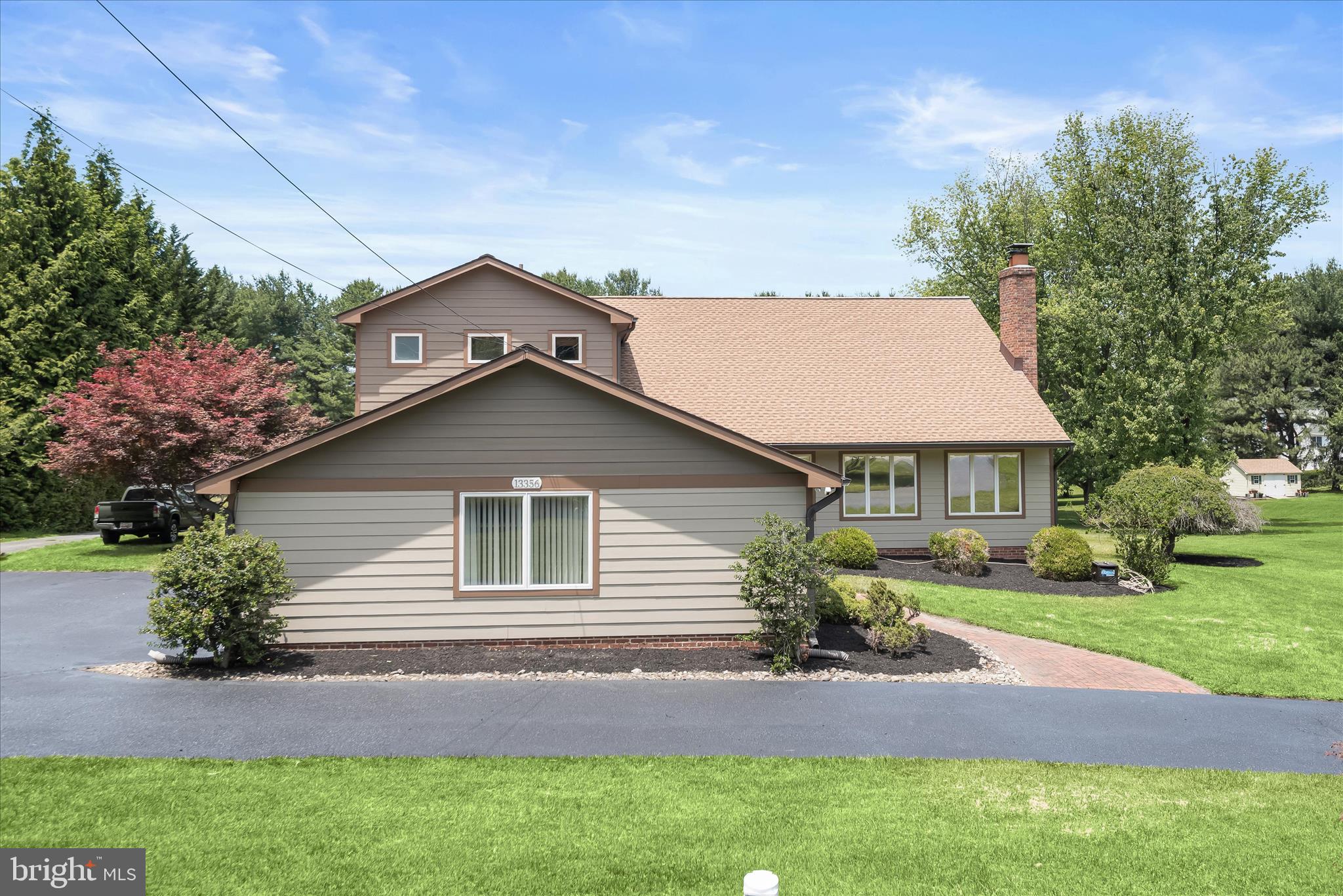 TRIADELPHIA FARMS - Residential