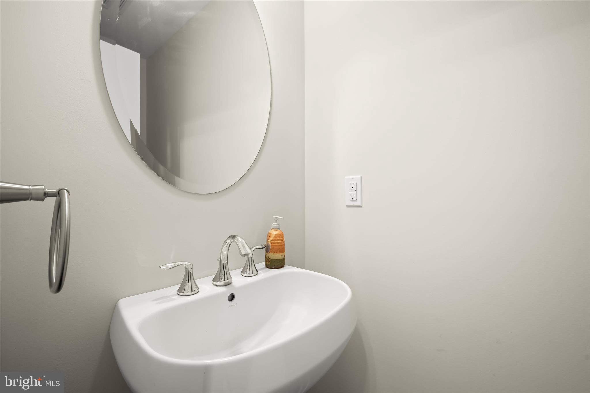TRIADELPHIA FARMS - Residential