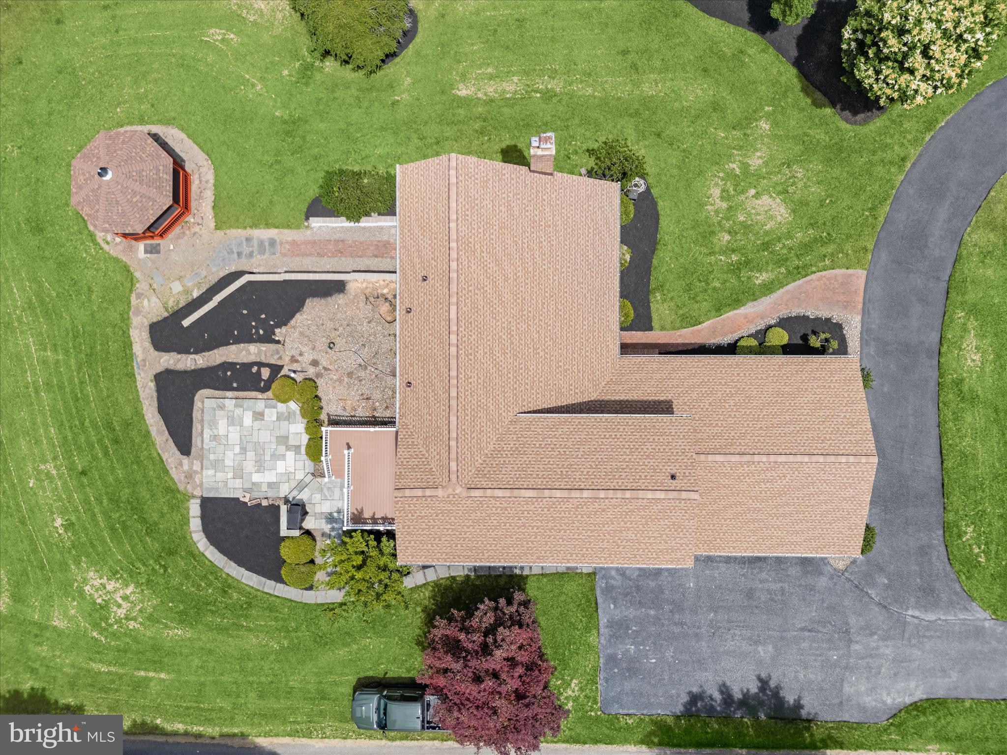 TRIADELPHIA FARMS - Residential