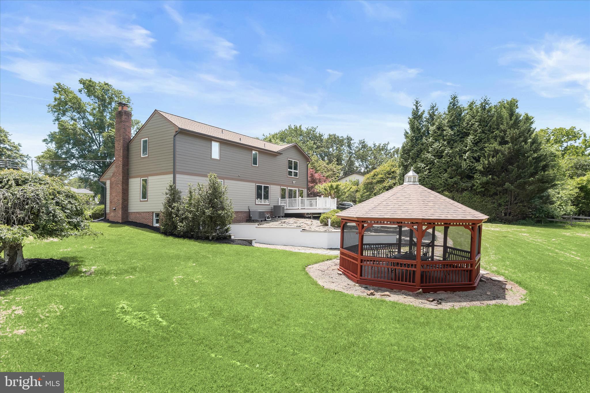 TRIADELPHIA FARMS - Residential