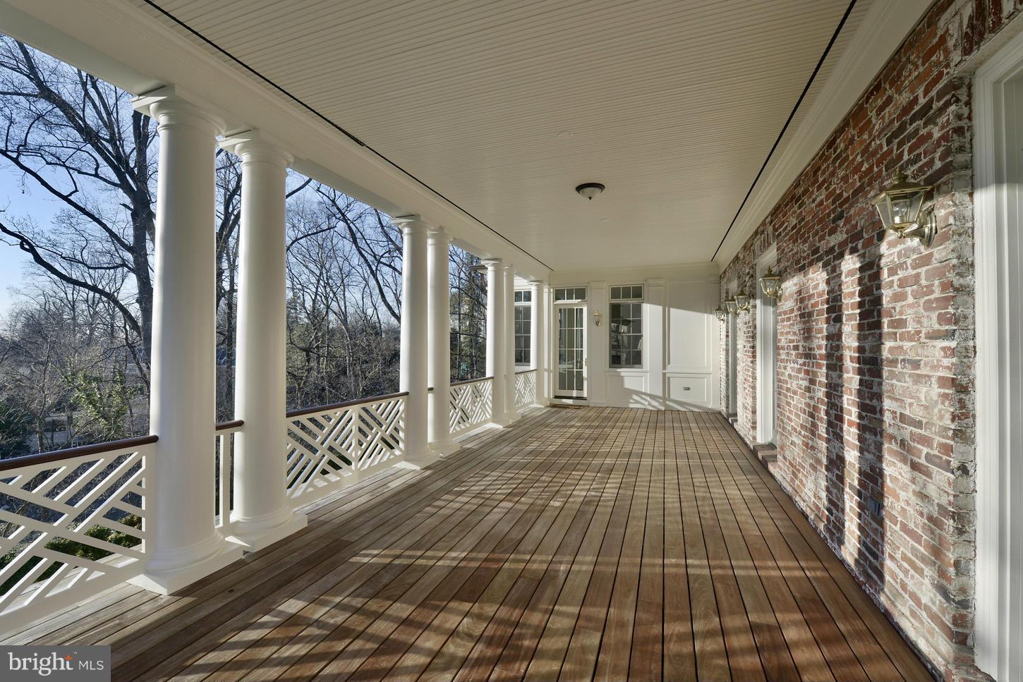 WESLEY HEIGHTS - Residential