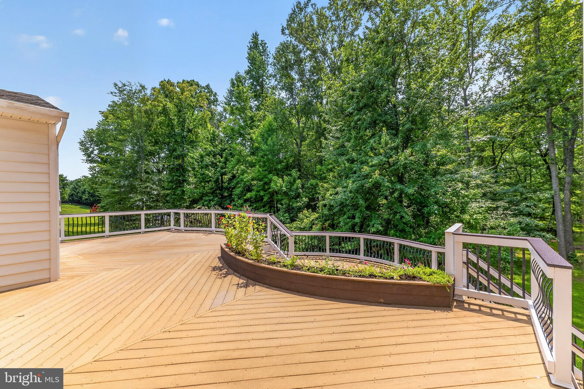 BROOKSIDE - Residential
