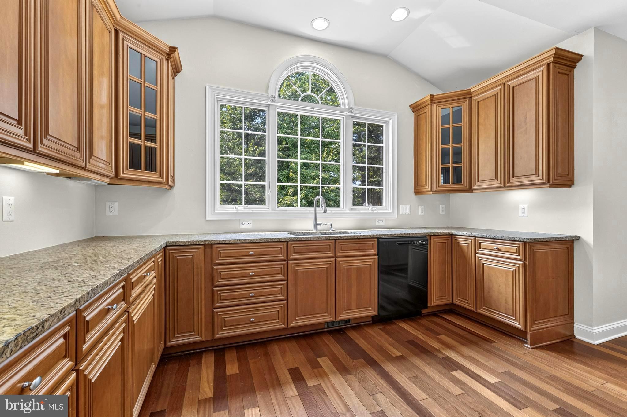 BROOKSIDE - Residential