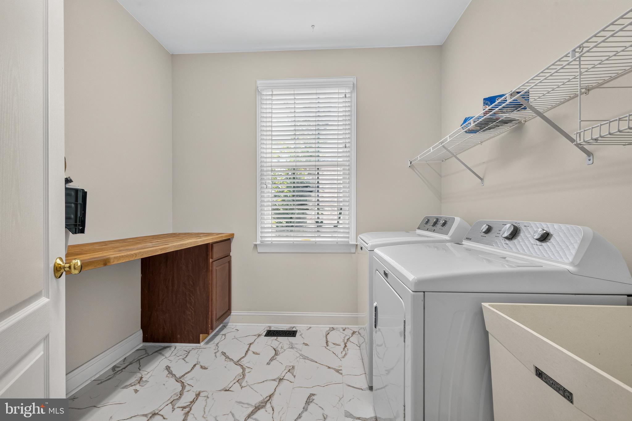 BROOKSIDE - Residential