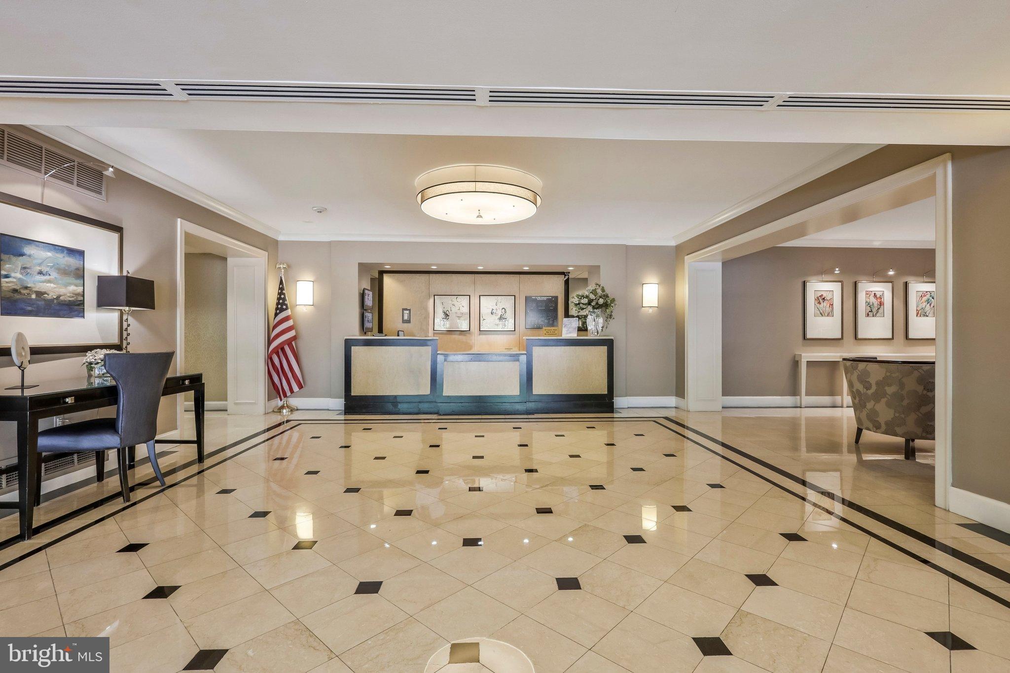 THE ELIZABETH - Residential