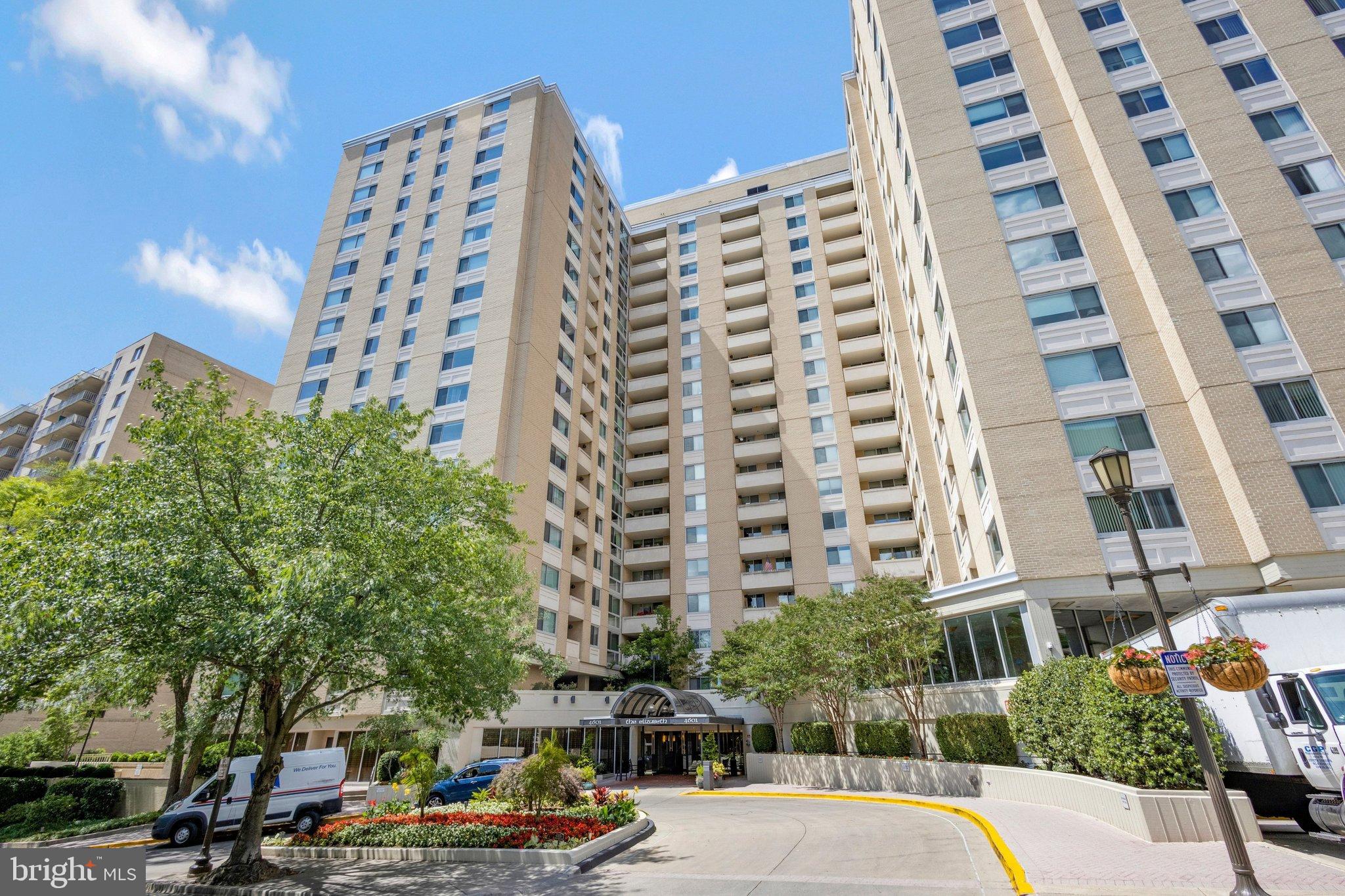 THE ELIZABETH - Residential