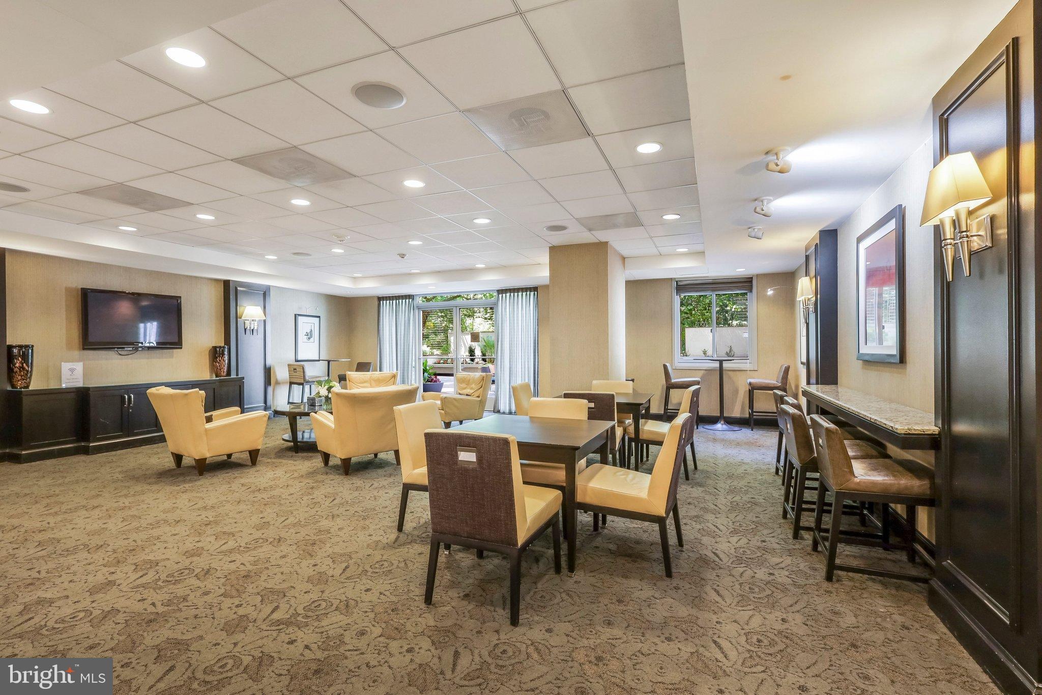 THE ELIZABETH - Residential