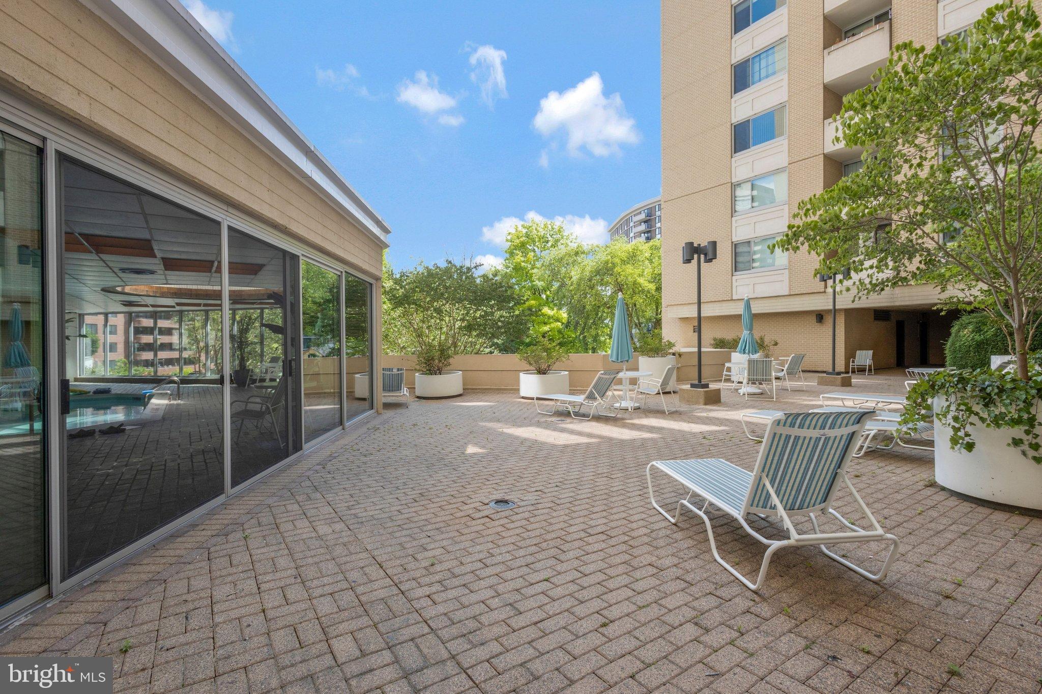THE ELIZABETH - Residential