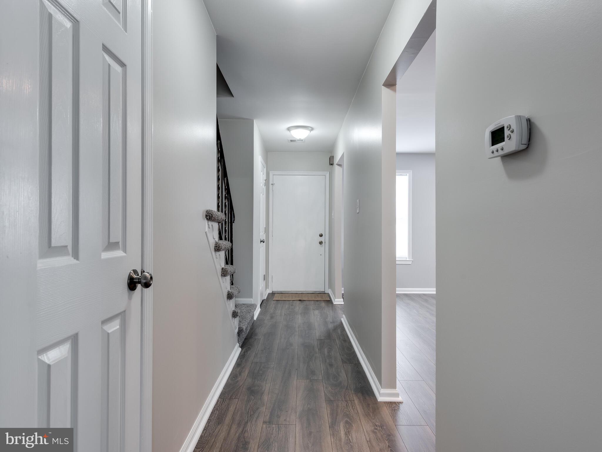 RHONDDA - Residential Lease