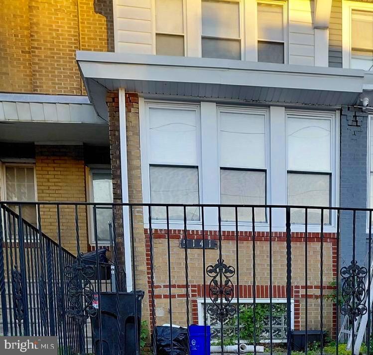 Newly renovated located just off of the Boulevard on a quiet one-way street. Property has three bedroom’s one bath .  A semi  finished basement Compete with laundry hook up.  This is a move-in condition . New stove , New refrigerator. New kitchen . Large living space Available for immediate closing.
A cement front patio railed in cast iron gate. A built-in garage. parking  available in the alleyway as well as in front of the property. This is an as is sale