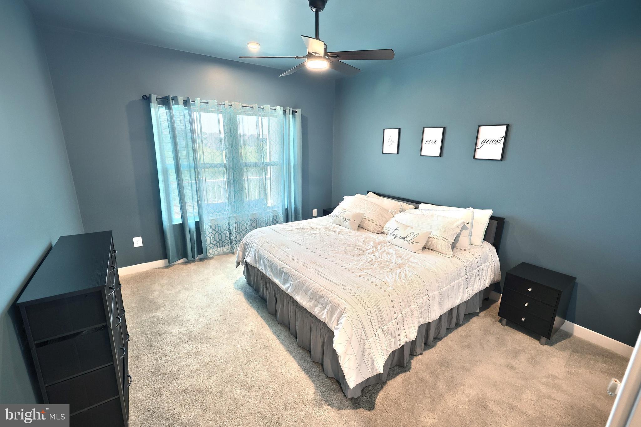 HIGH POINTE - Residential