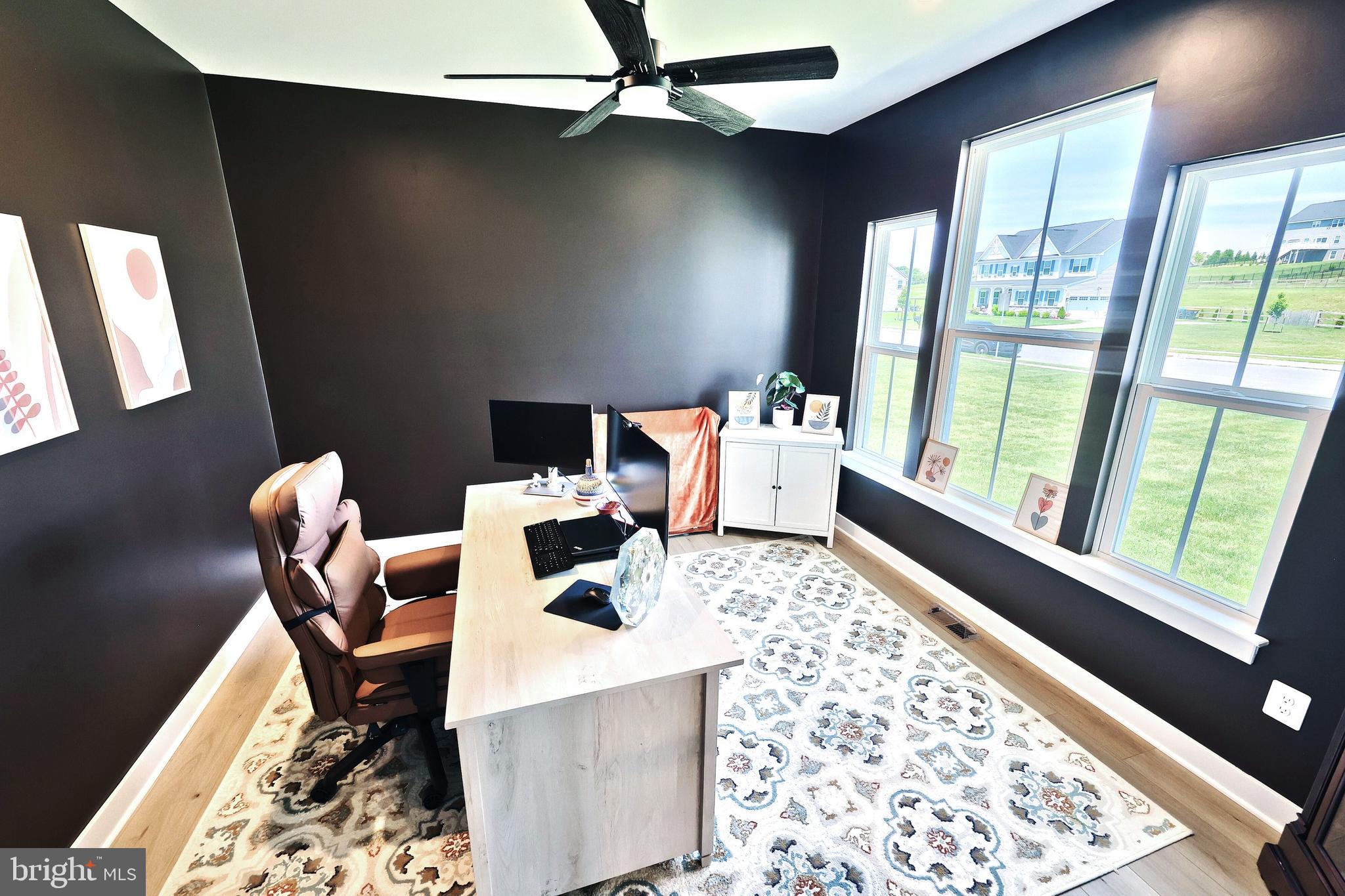 HIGH POINTE - Residential