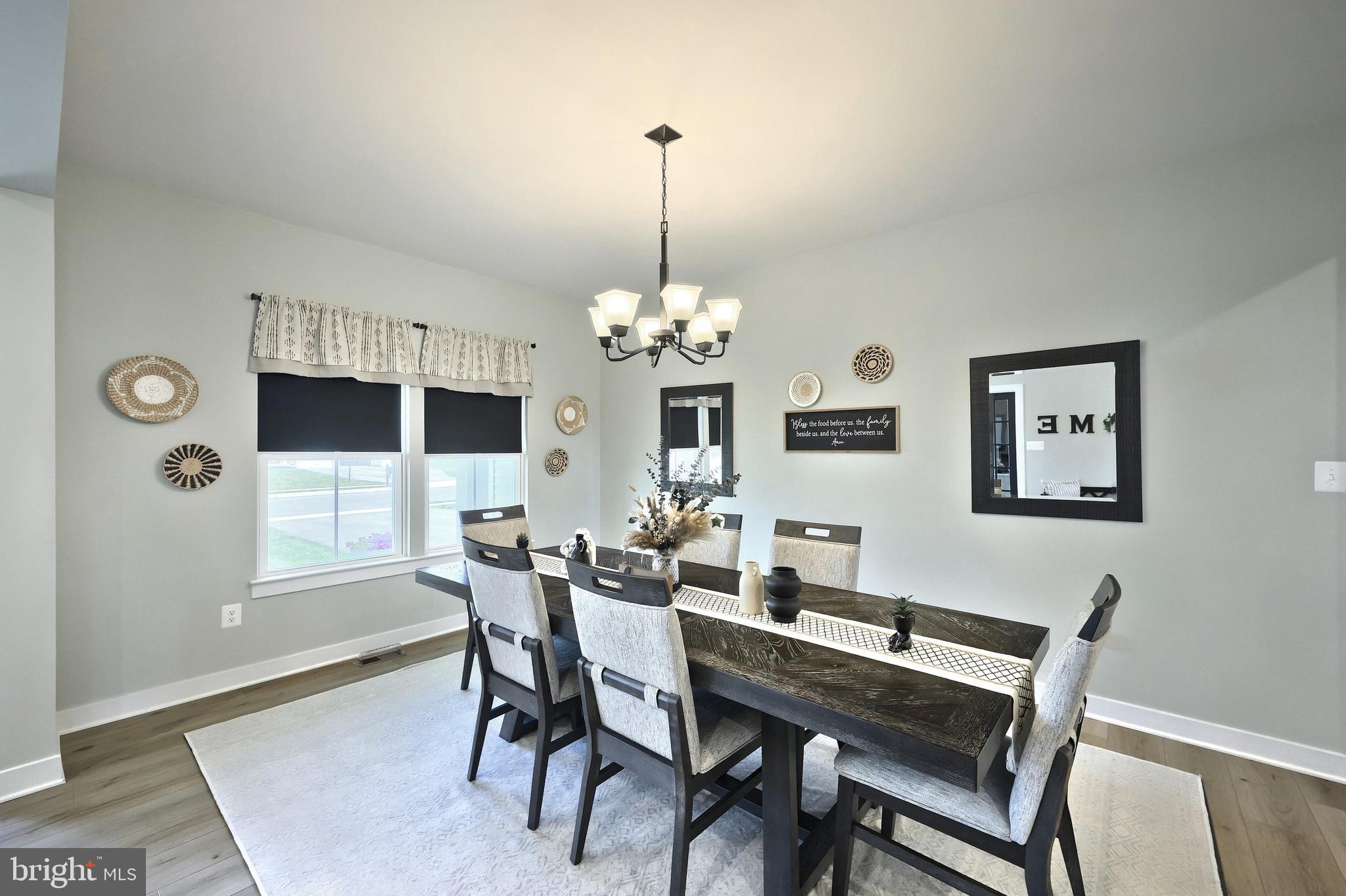 HIGH POINTE - Residential