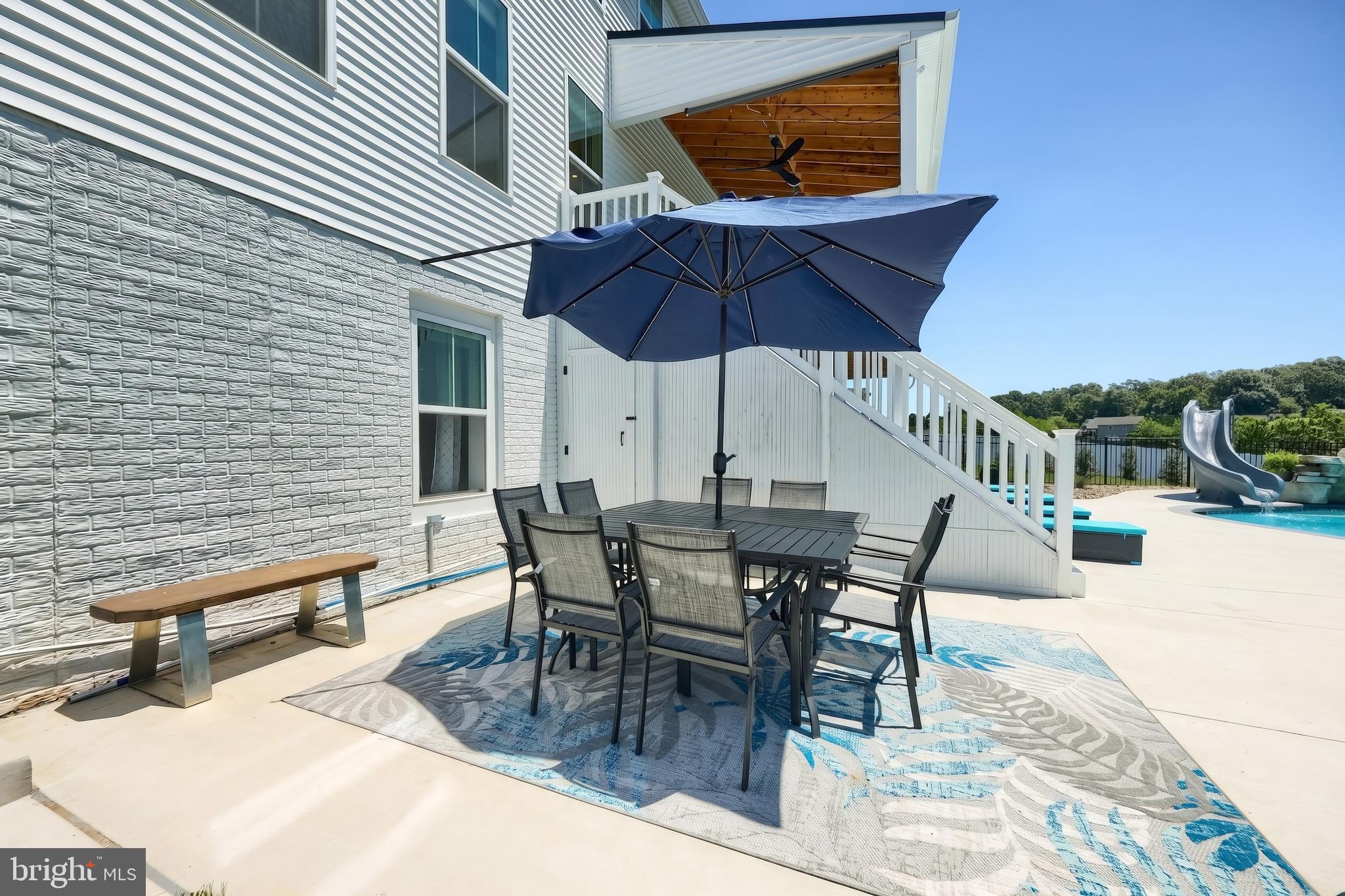 HIGH POINTE - Residential