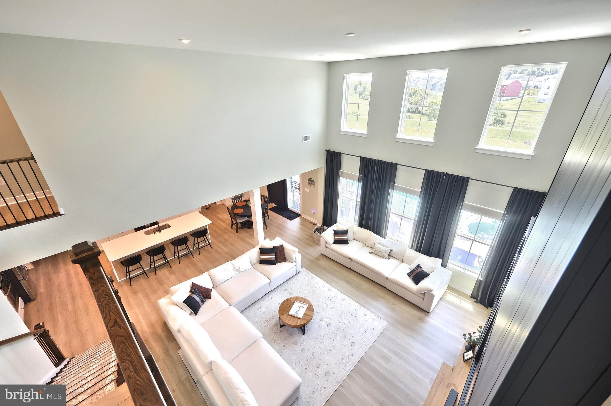 HIGH POINTE - Residential
