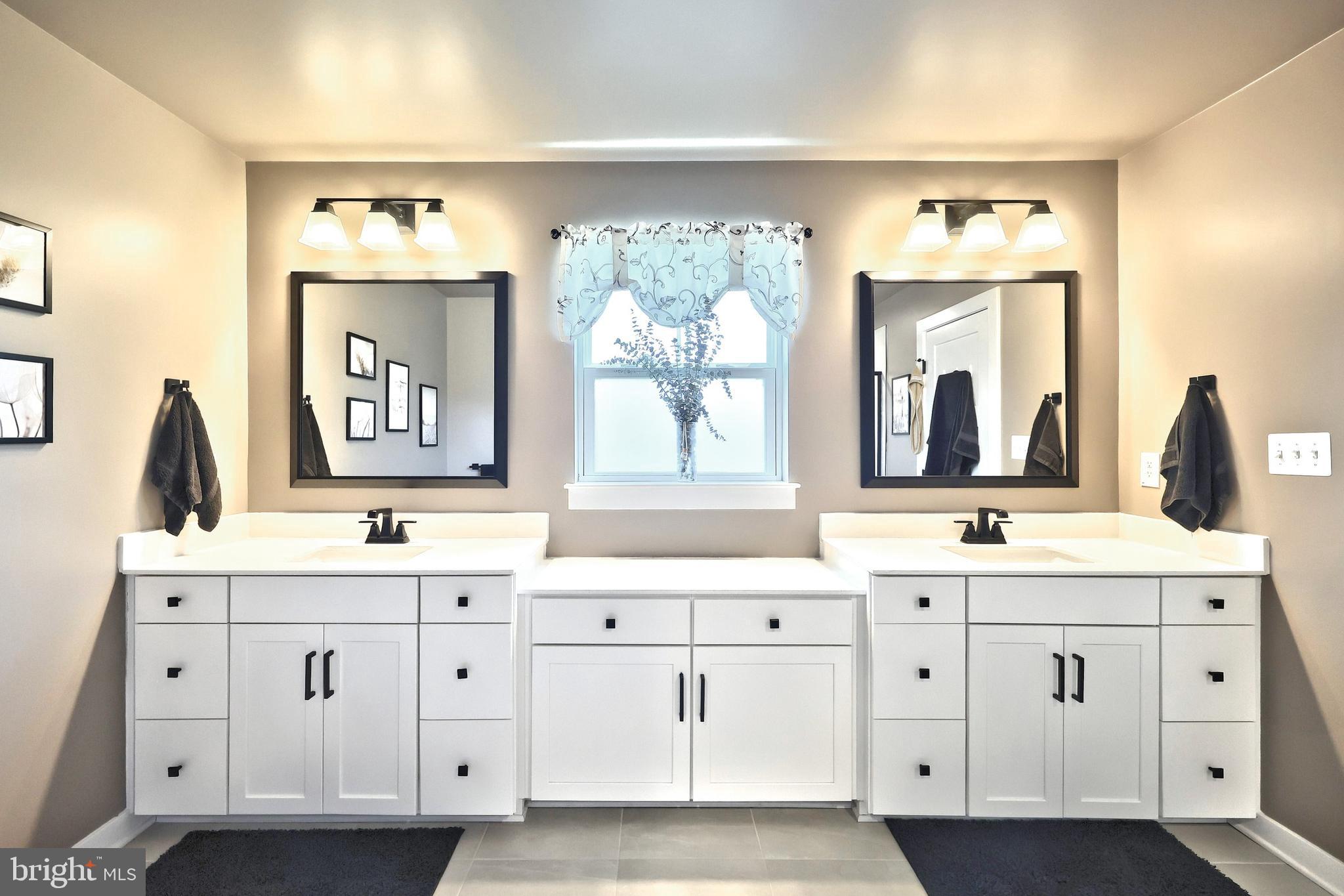 HIGH POINTE - Residential