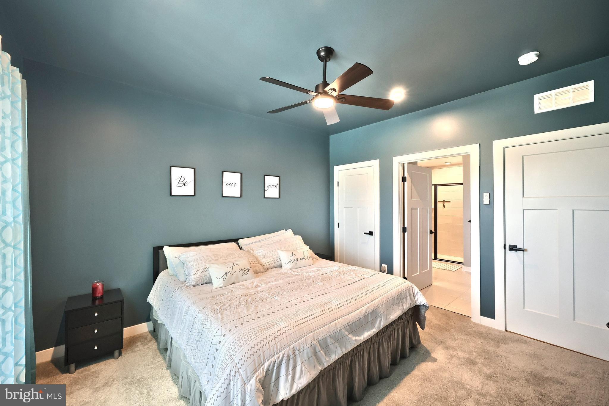 HIGH POINTE - Residential