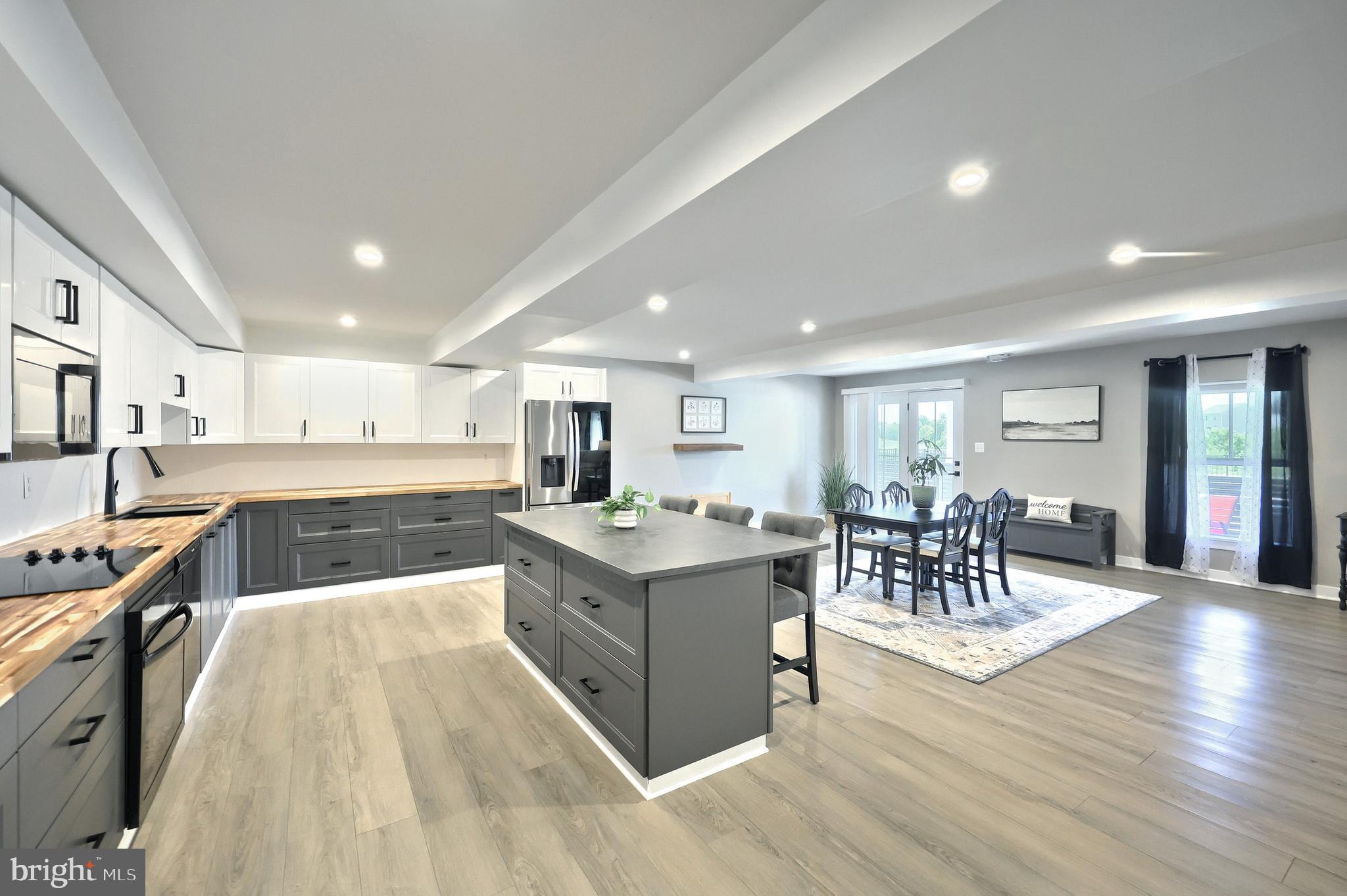 HIGH POINTE - Residential