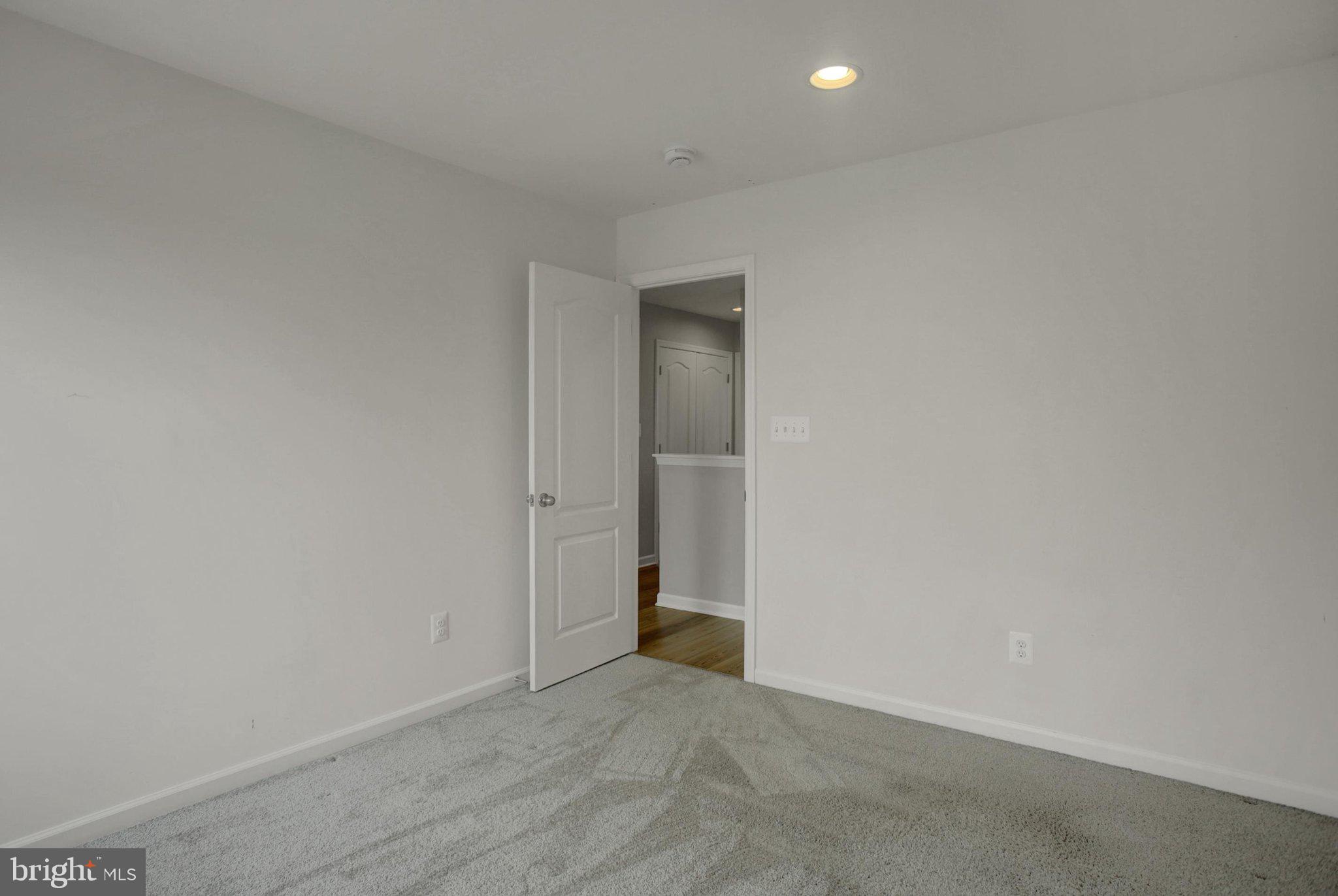 CHESTERFIELD - Residential