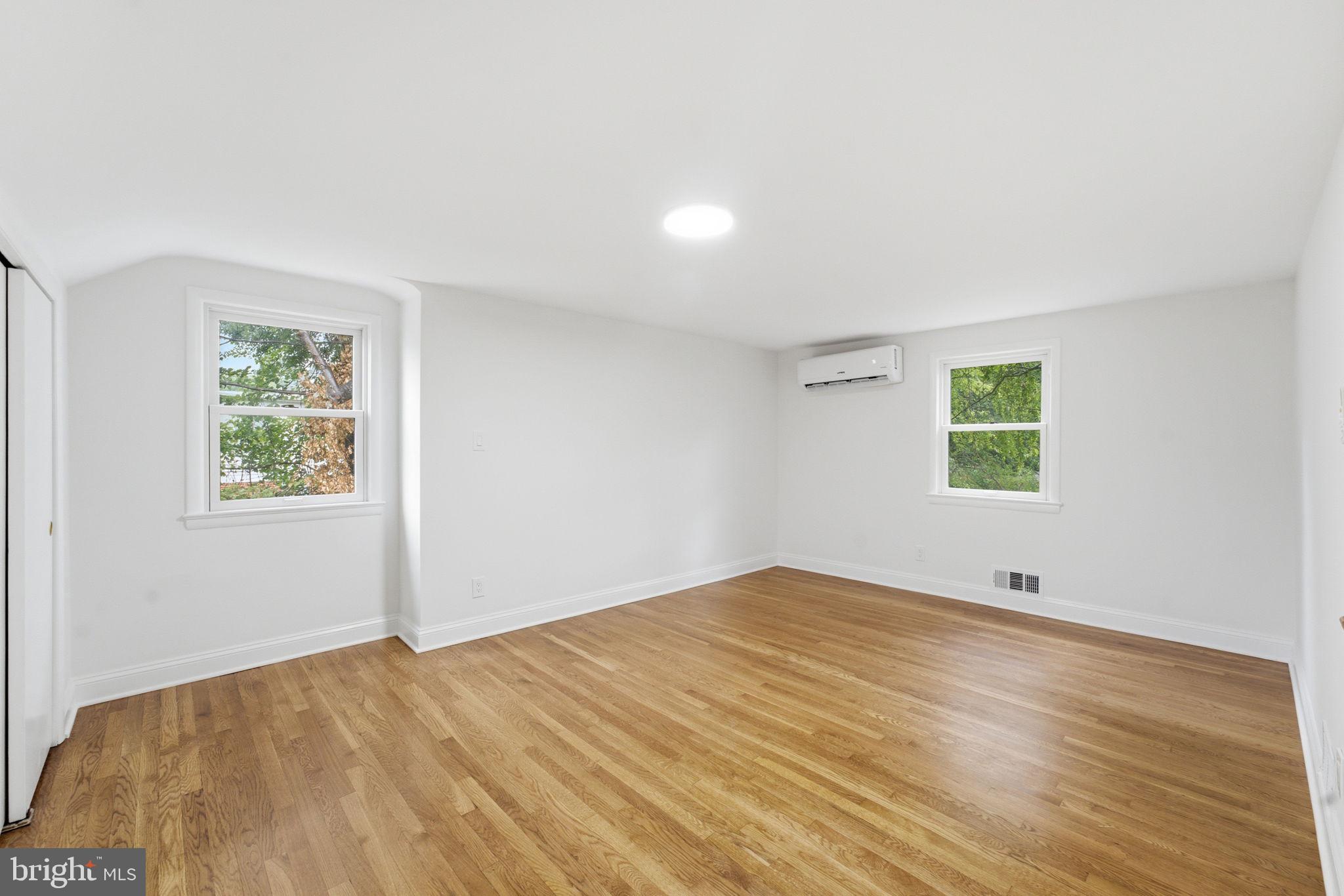 KENT GARDENS - Residential