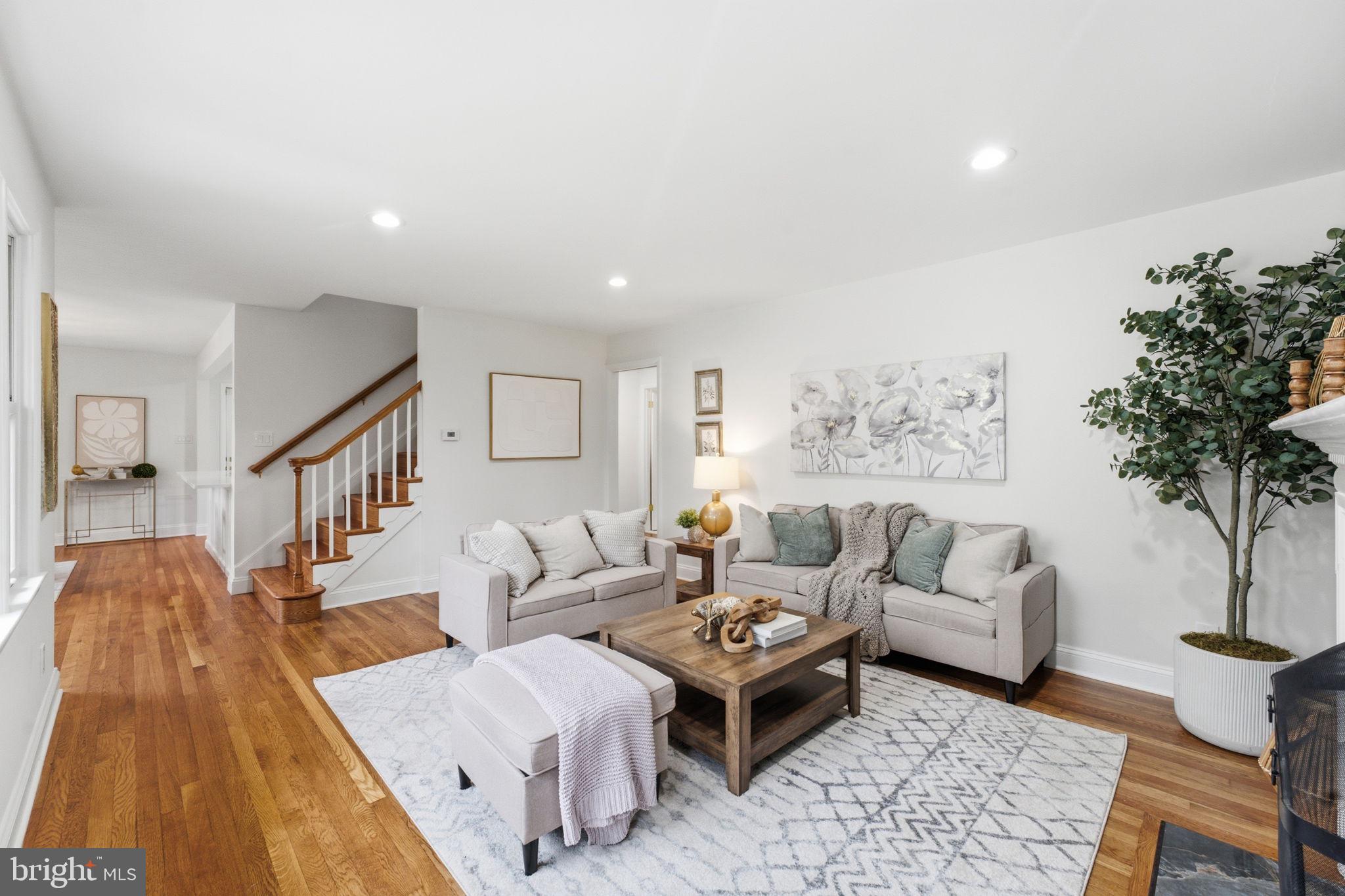 KENT GARDENS - Residential