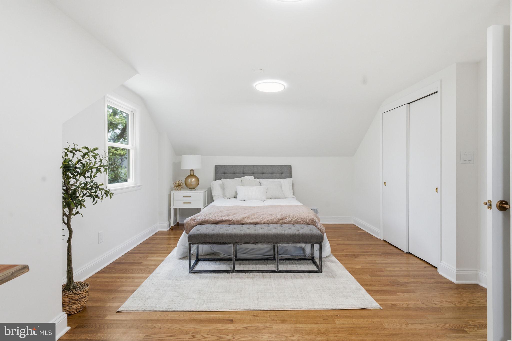 KENT GARDENS - Residential