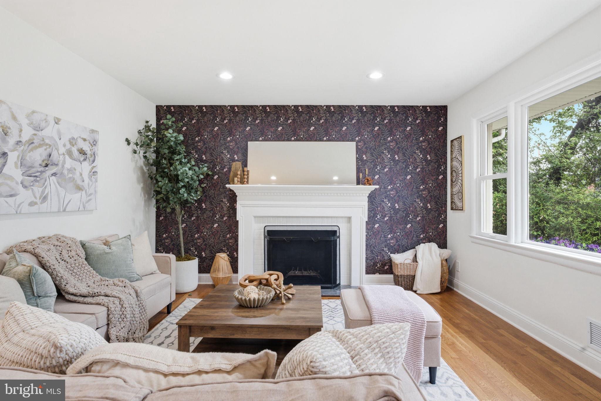 KENT GARDENS - Residential