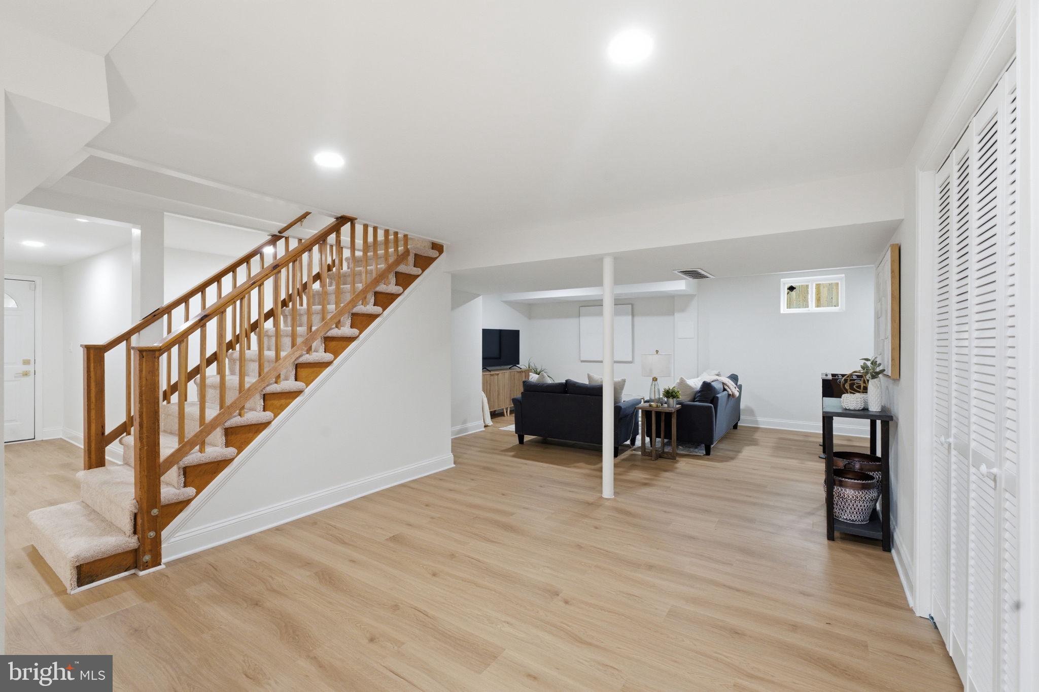 KENT GARDENS - Residential