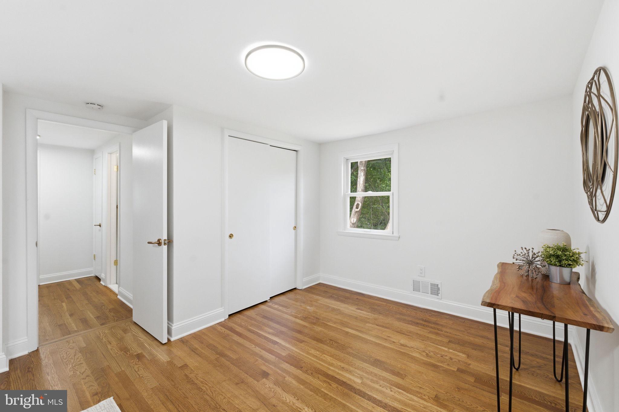 KENT GARDENS - Residential