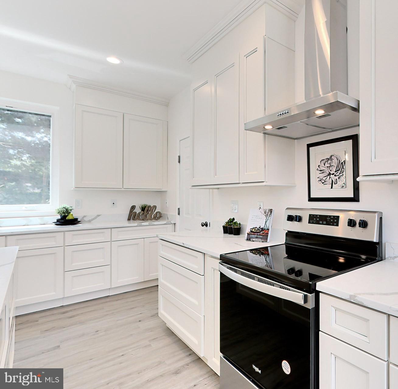 MONTICELLO WOODS - Residential