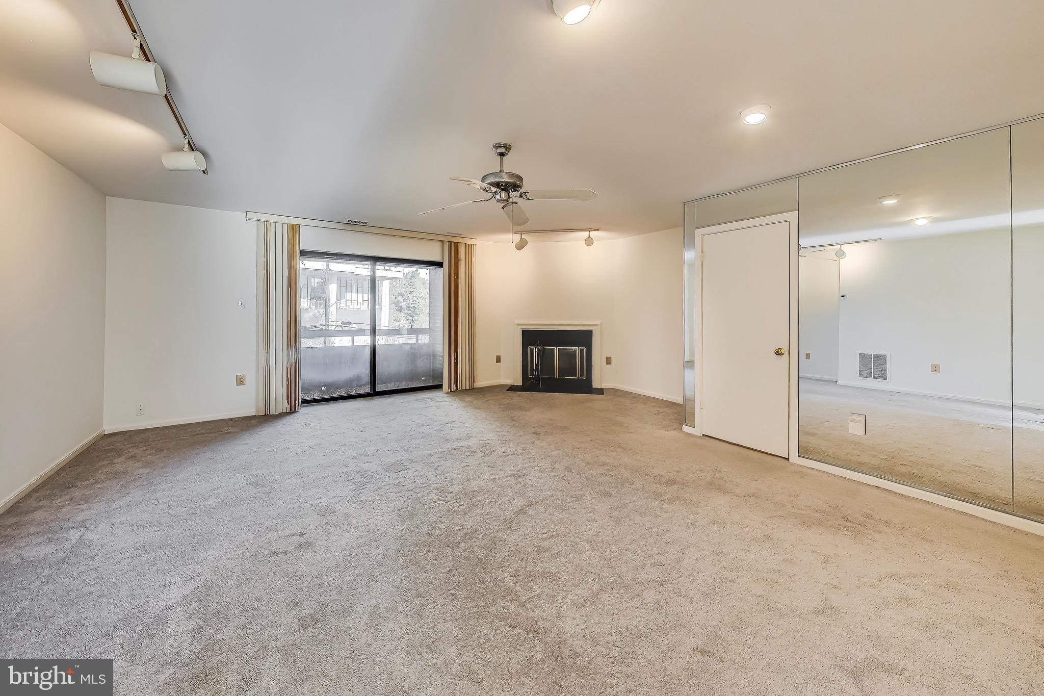 BRISTOL SQUARE - Residential