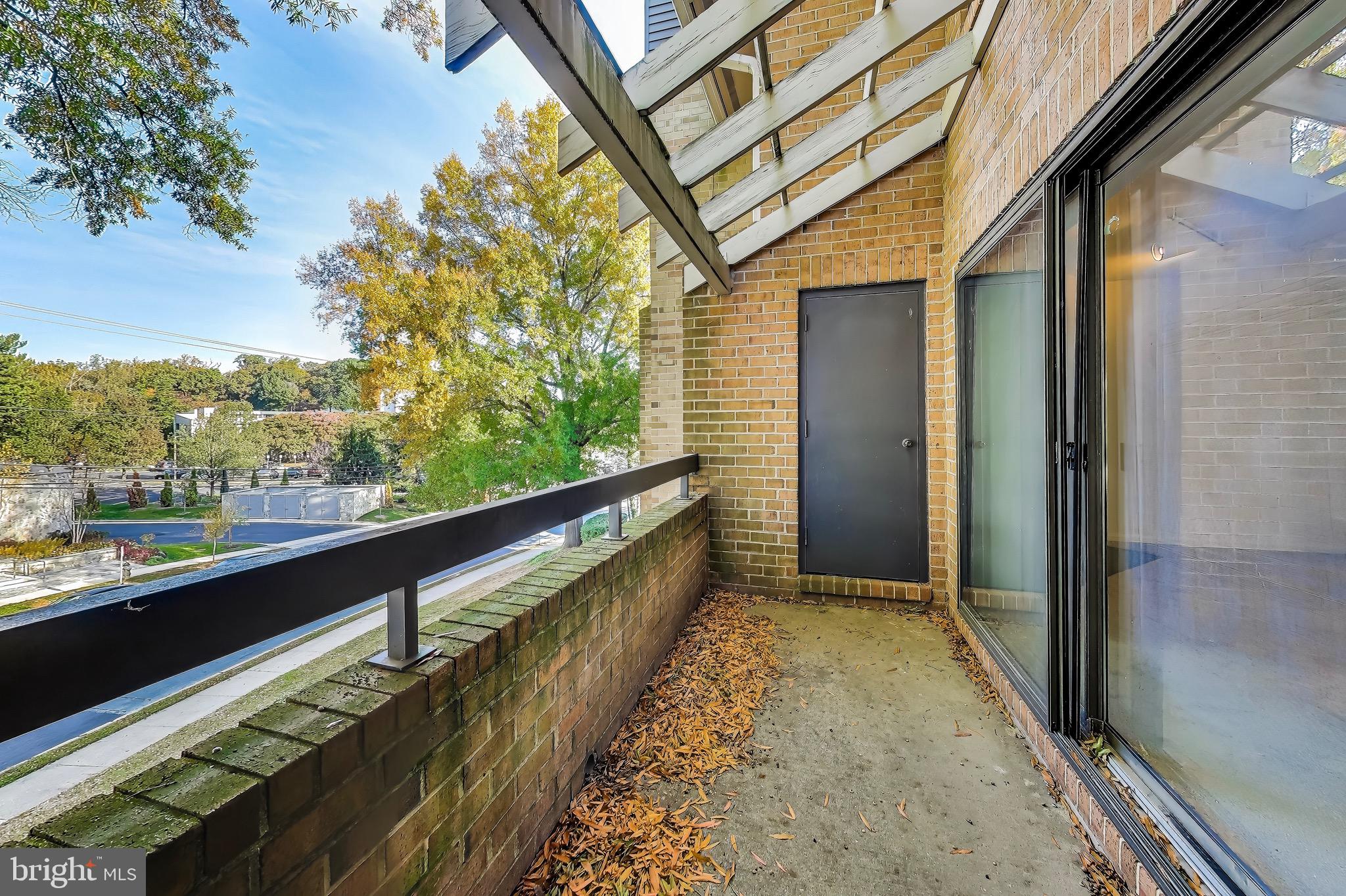 BRISTOL SQUARE - Residential