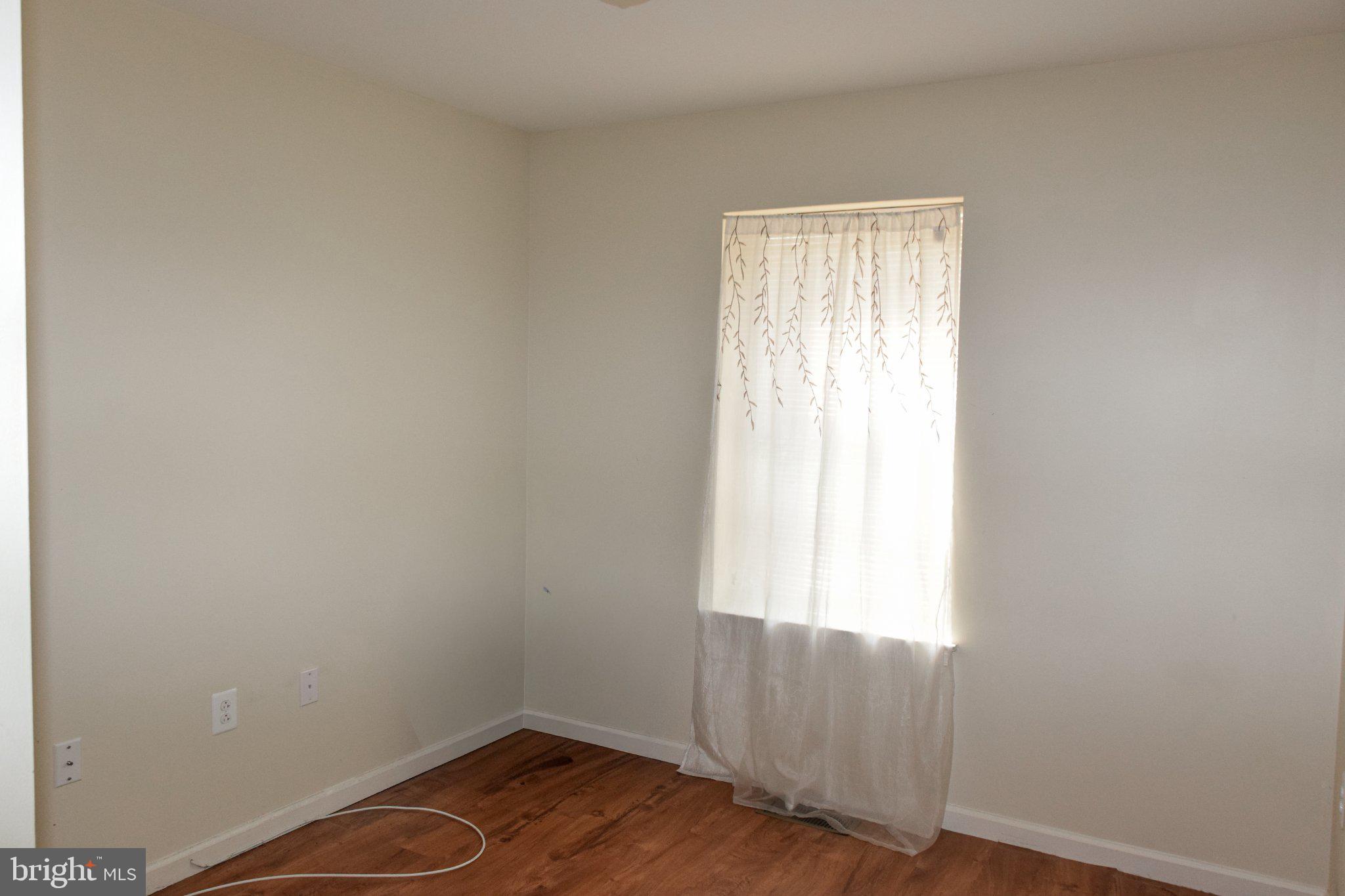 MILL CREEK - Residential