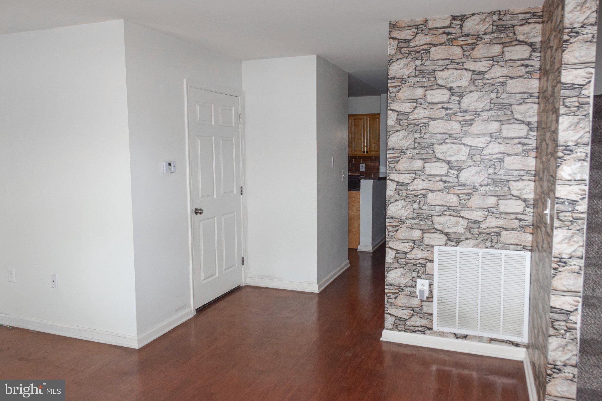 MILL CREEK - Residential