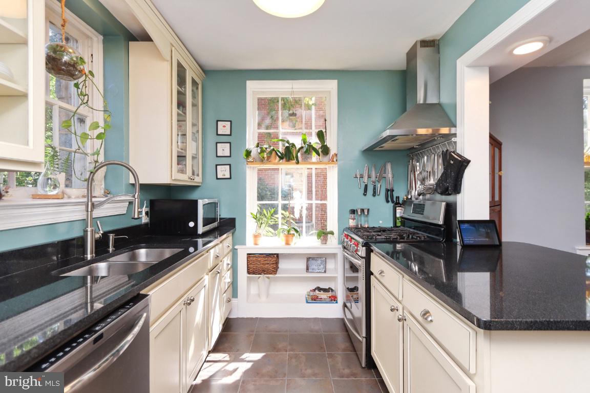 ORIGINAL NORTHWOOD - Residential