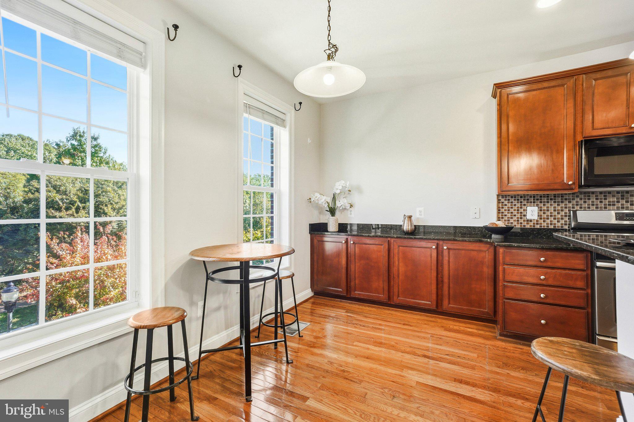 HIDDEN CREEK - Residential Lease
