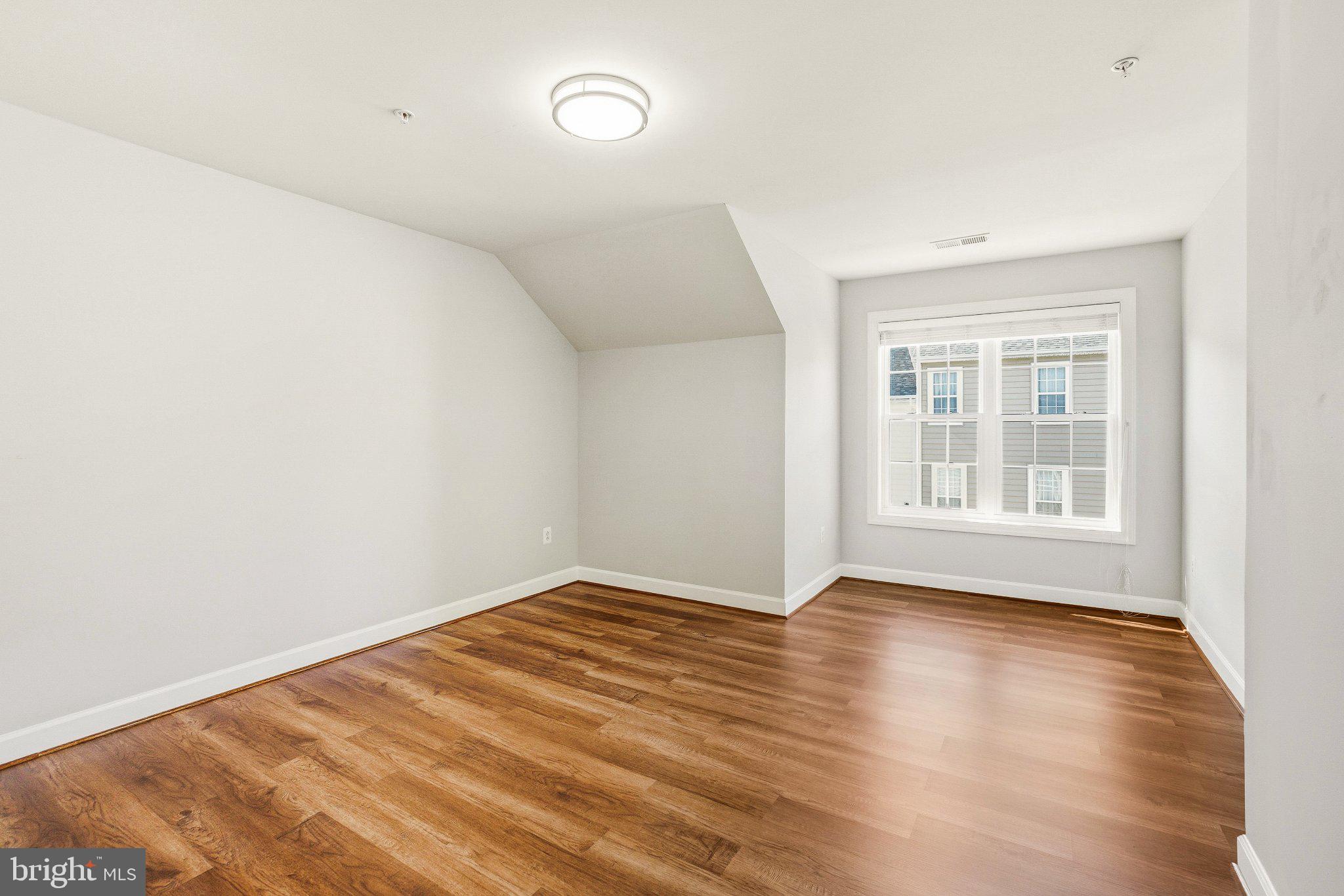 HIDDEN CREEK - Residential Lease