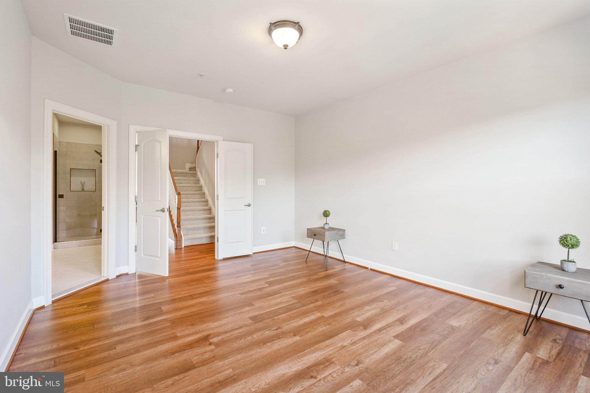 HIDDEN CREEK - Residential Lease