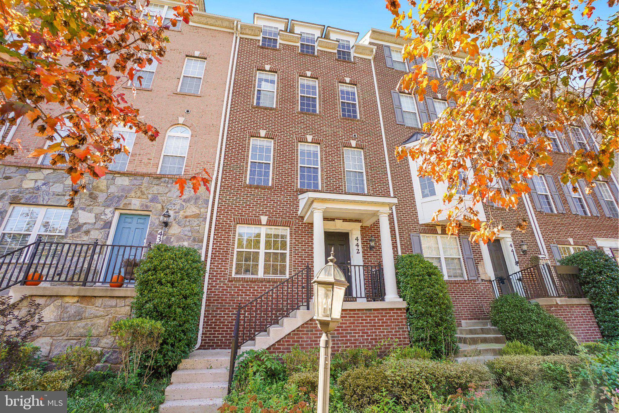 HIDDEN CREEK - Residential Lease