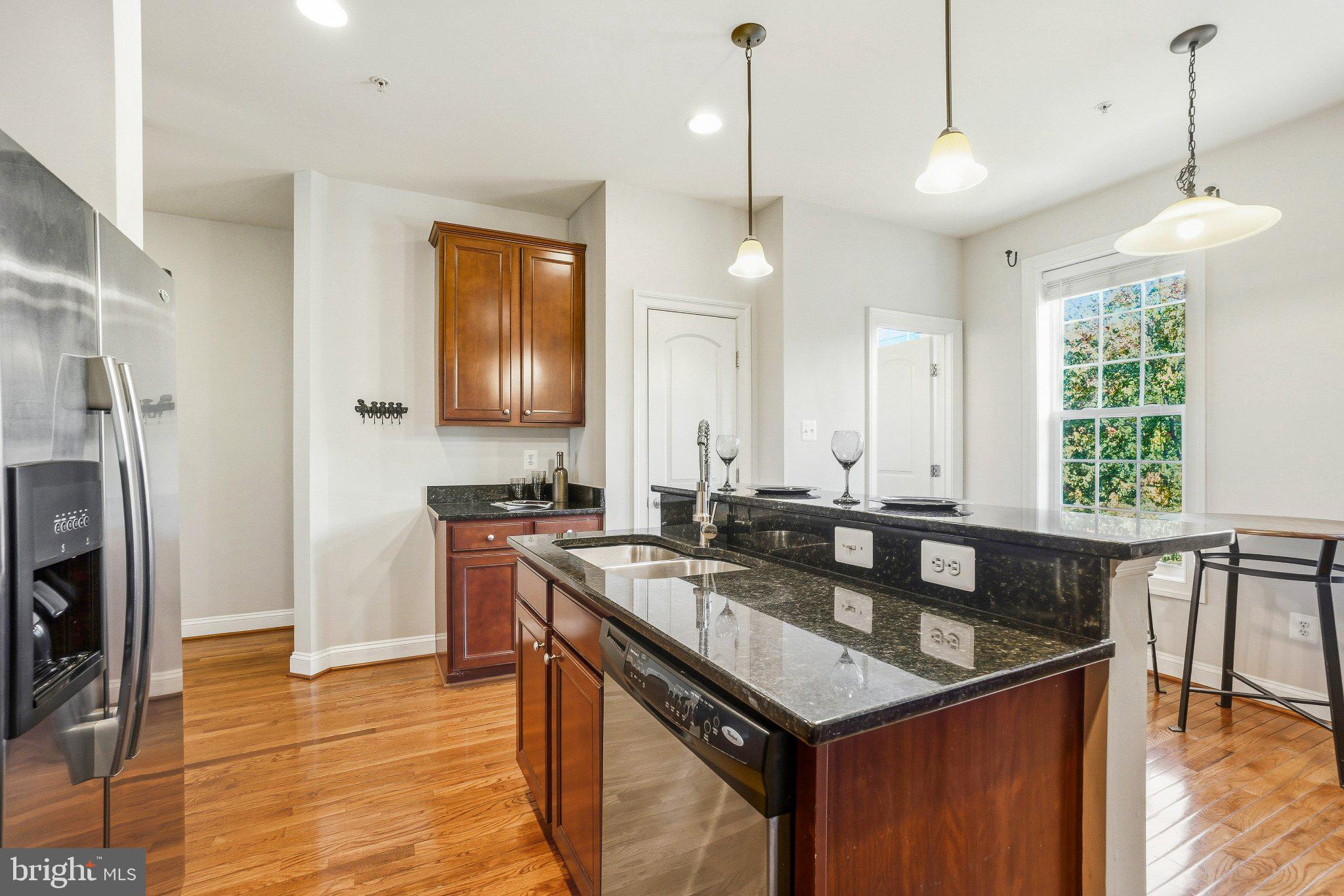 HIDDEN CREEK - Residential Lease