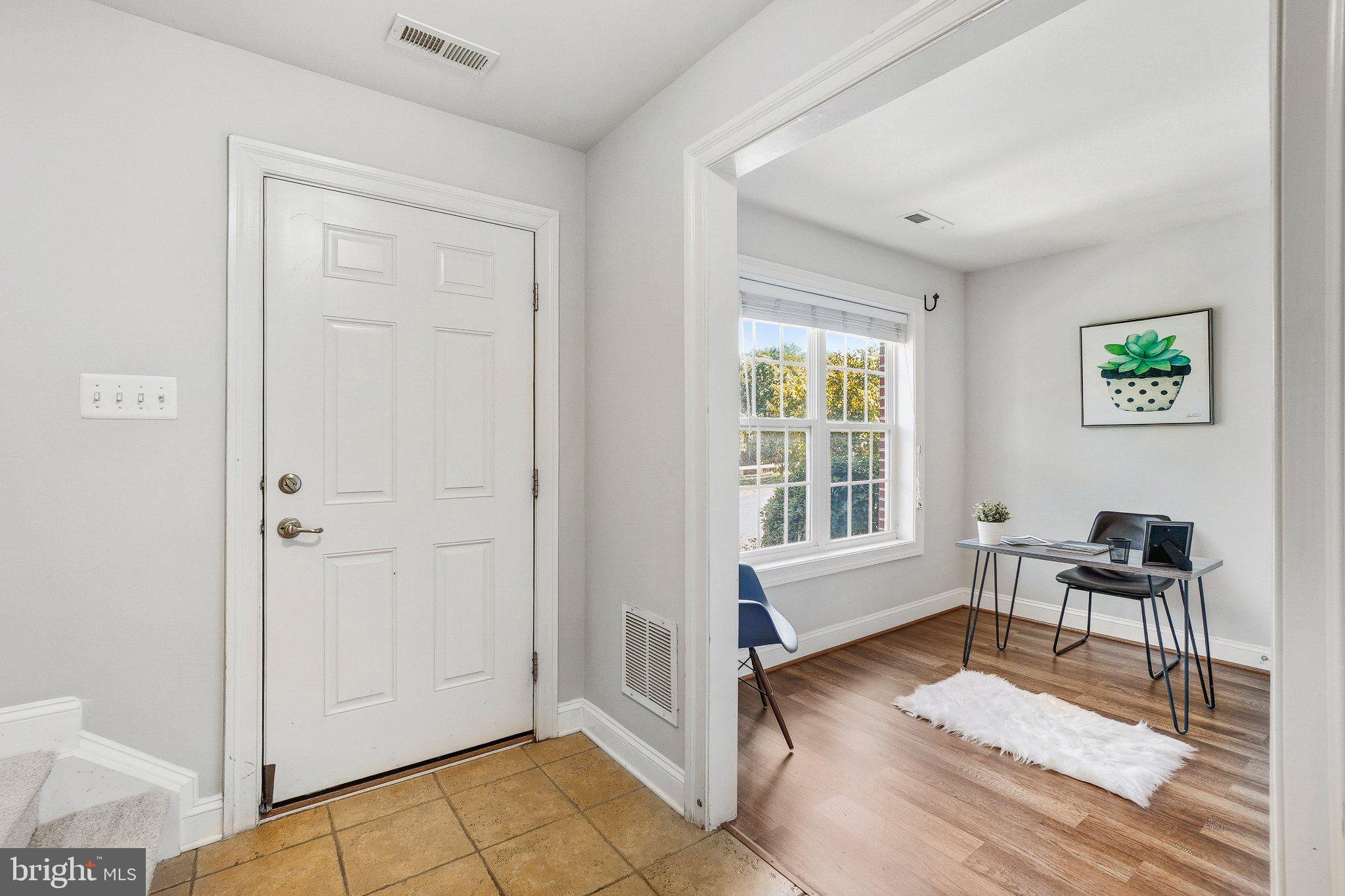 HIDDEN CREEK - Residential Lease