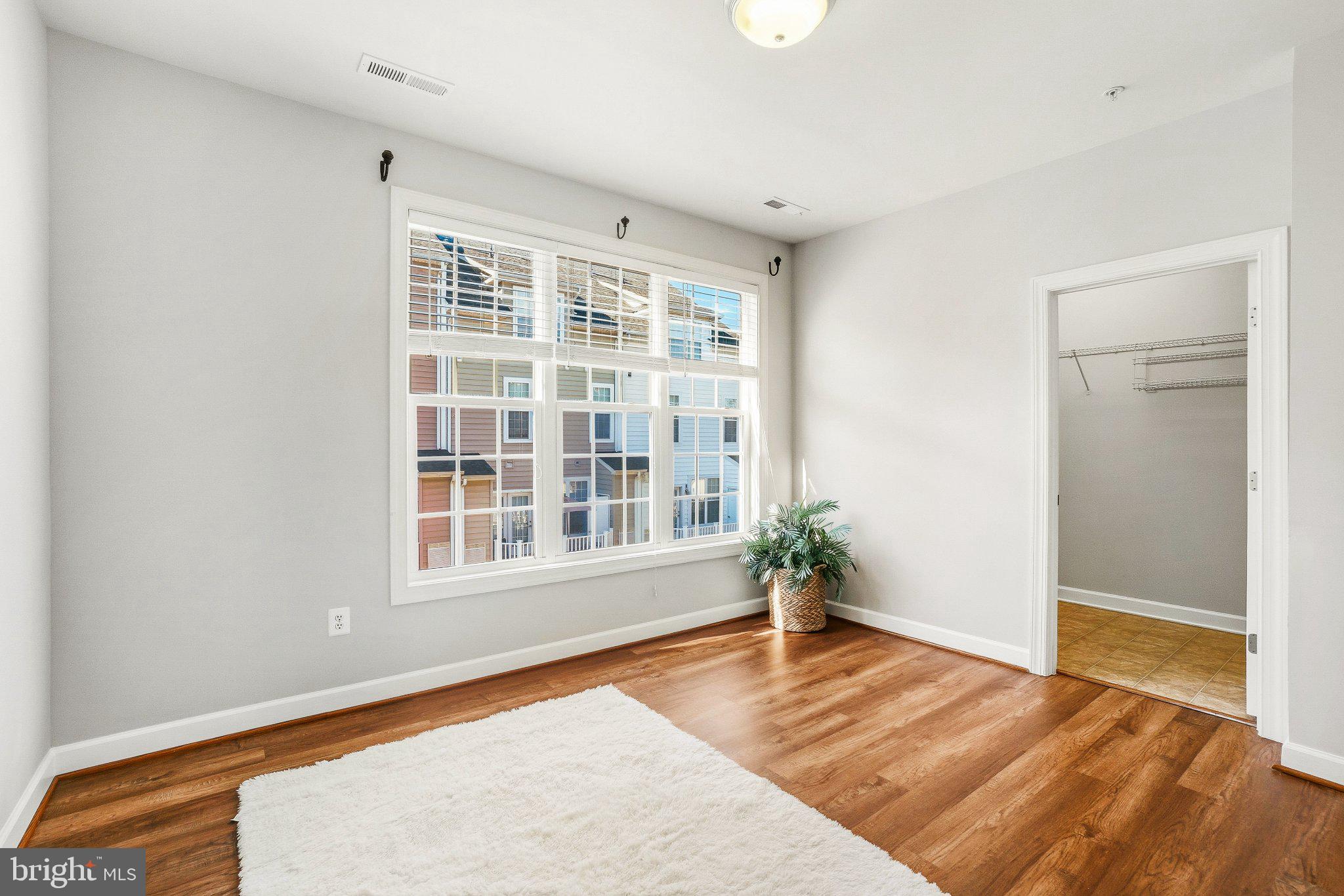 HIDDEN CREEK - Residential Lease