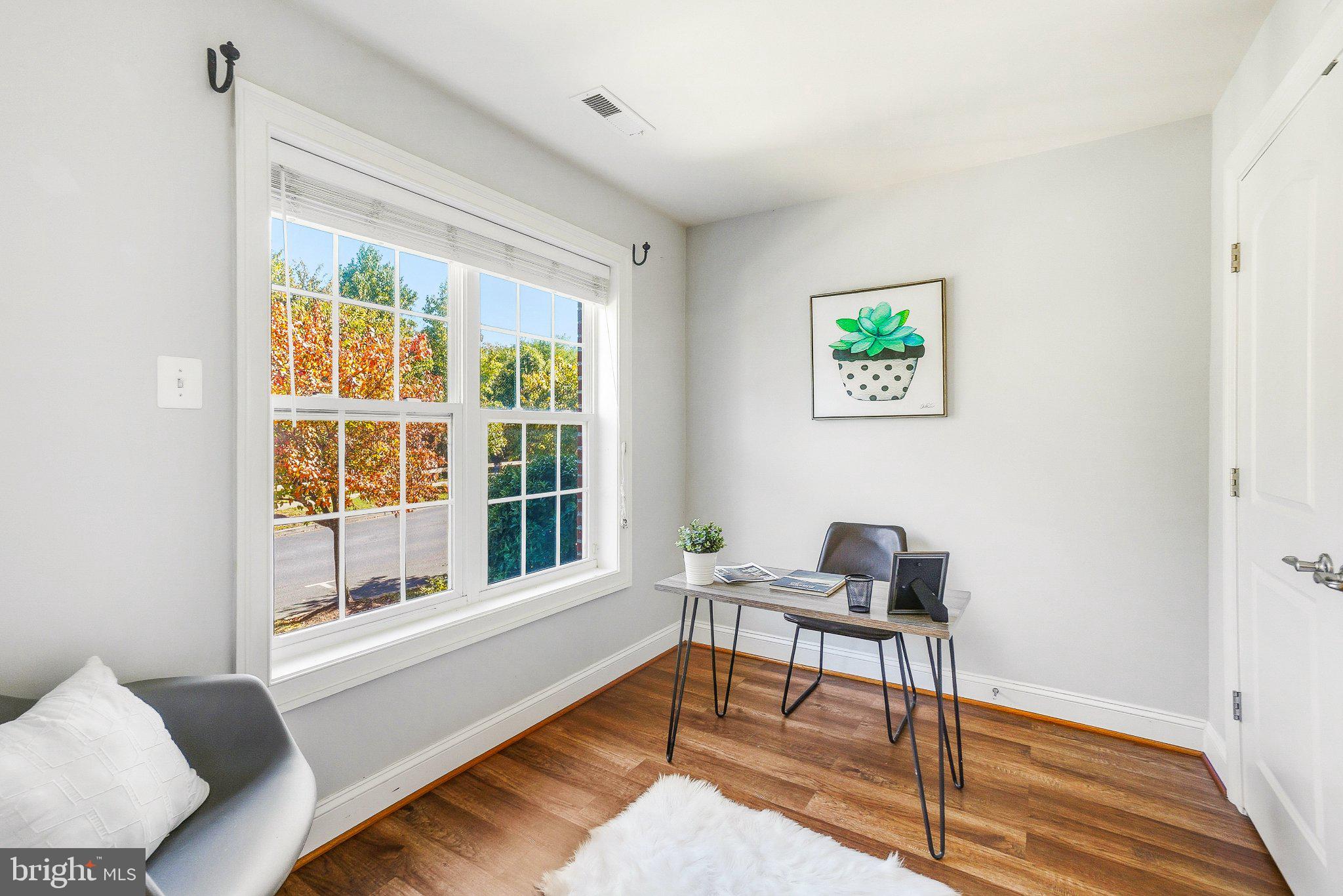 HIDDEN CREEK - Residential Lease