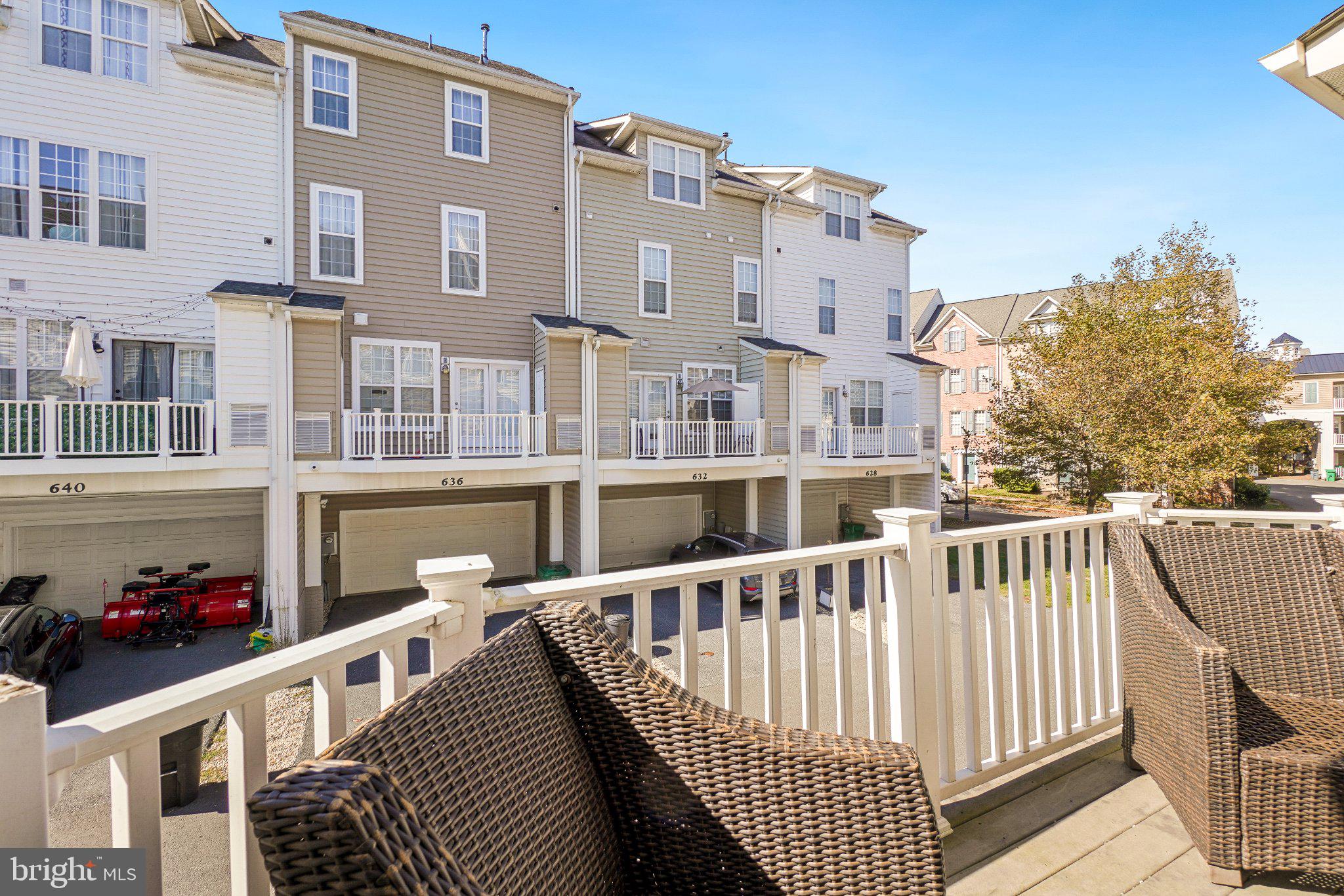 HIDDEN CREEK - Residential Lease