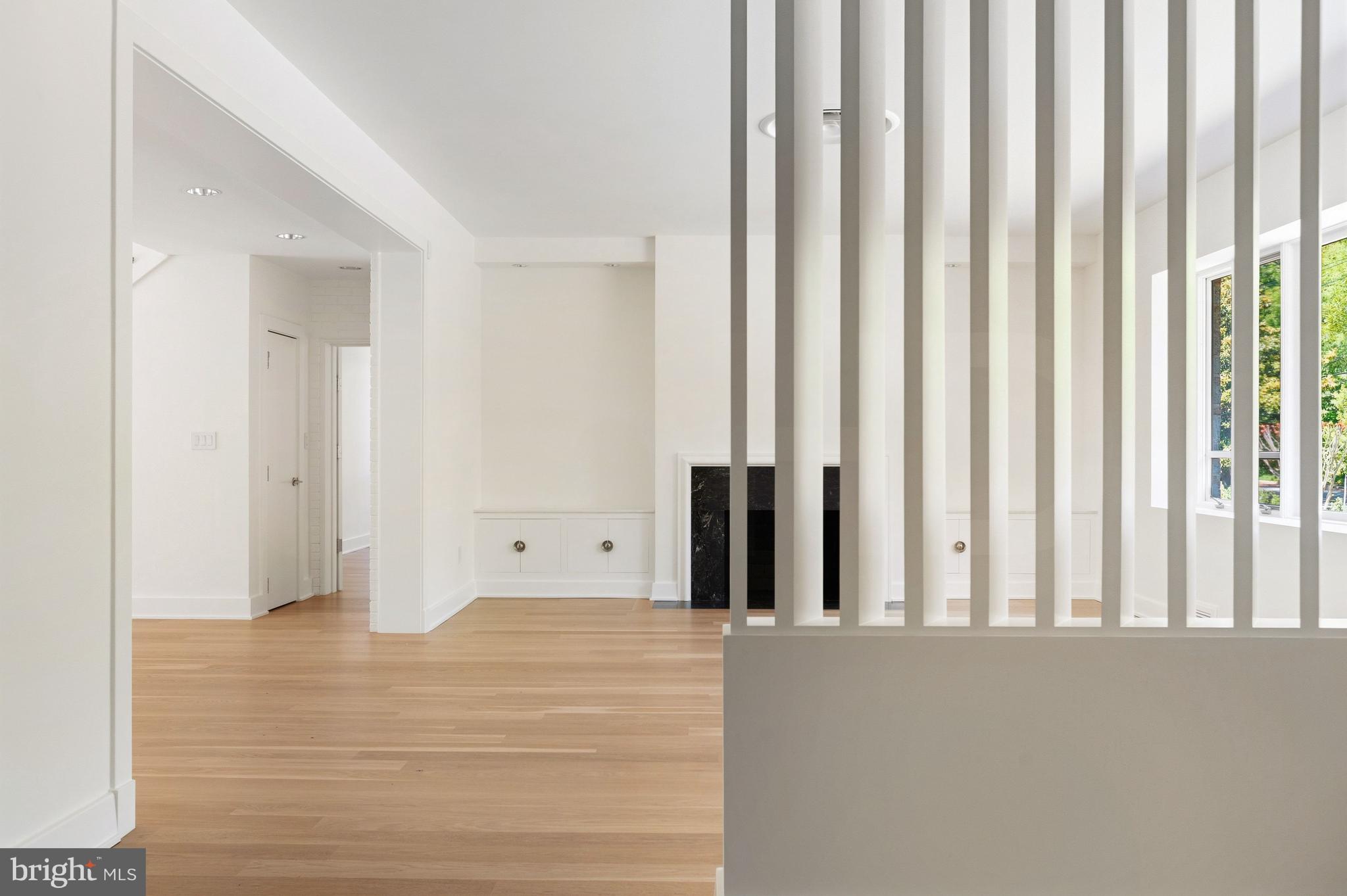 FOREST HILLS - Residential