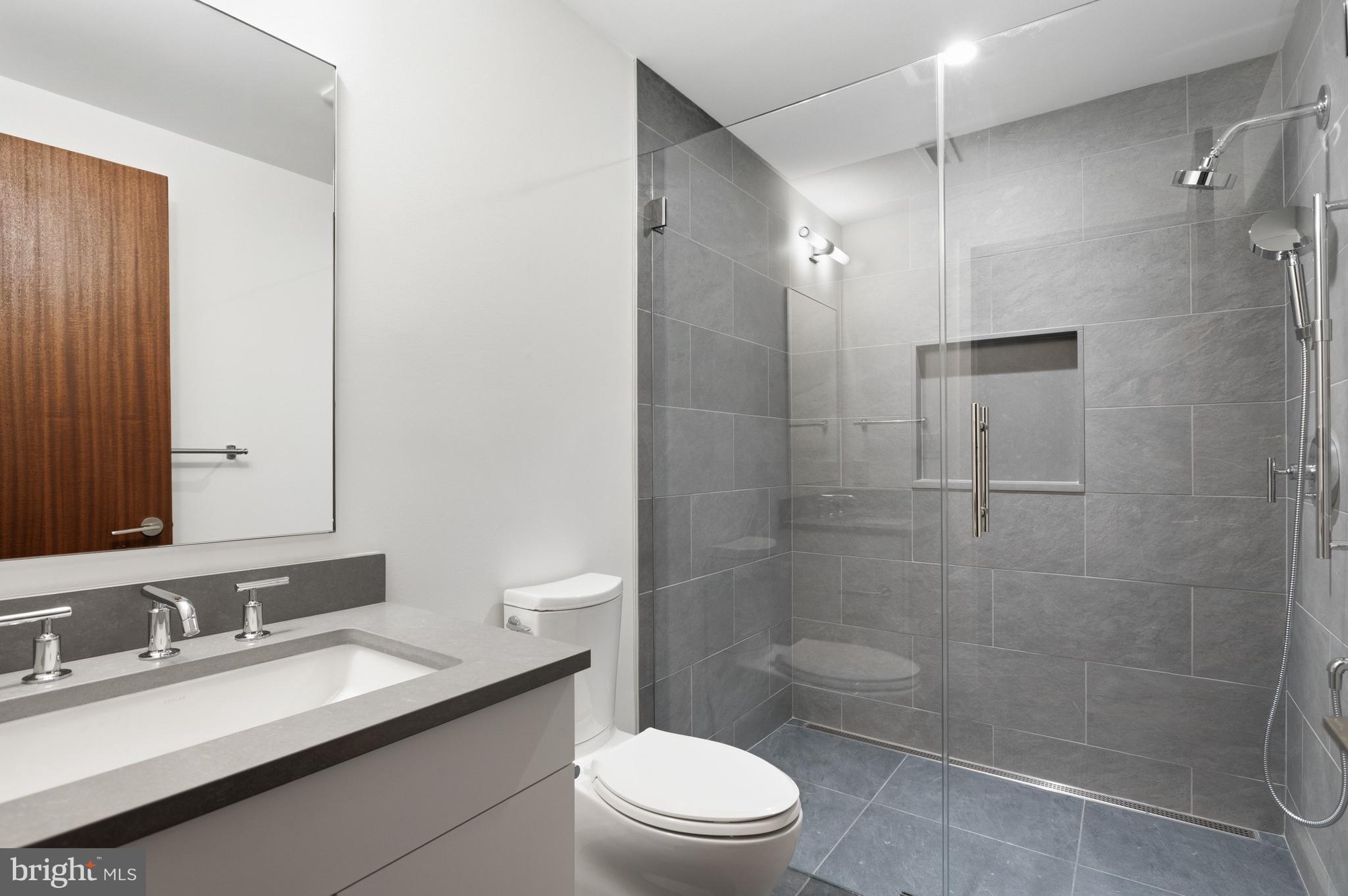 FOREST HILLS - Residential
