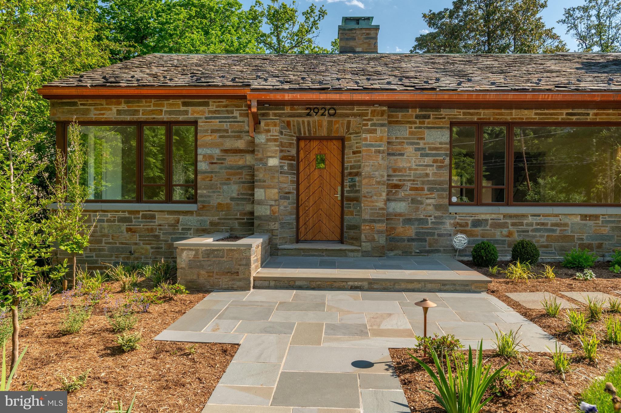 FOREST HILLS - Residential